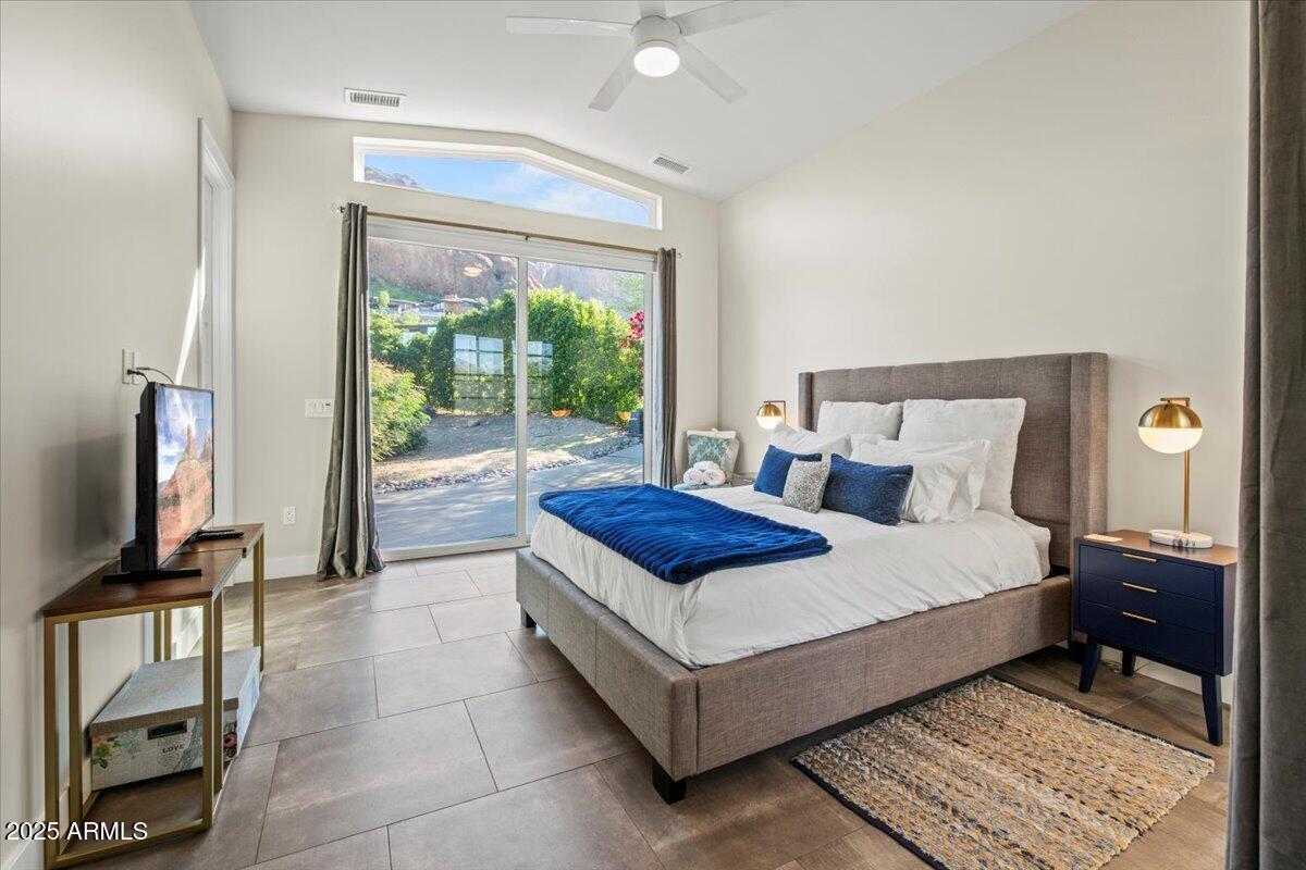 4830 E Mcdonald Drive