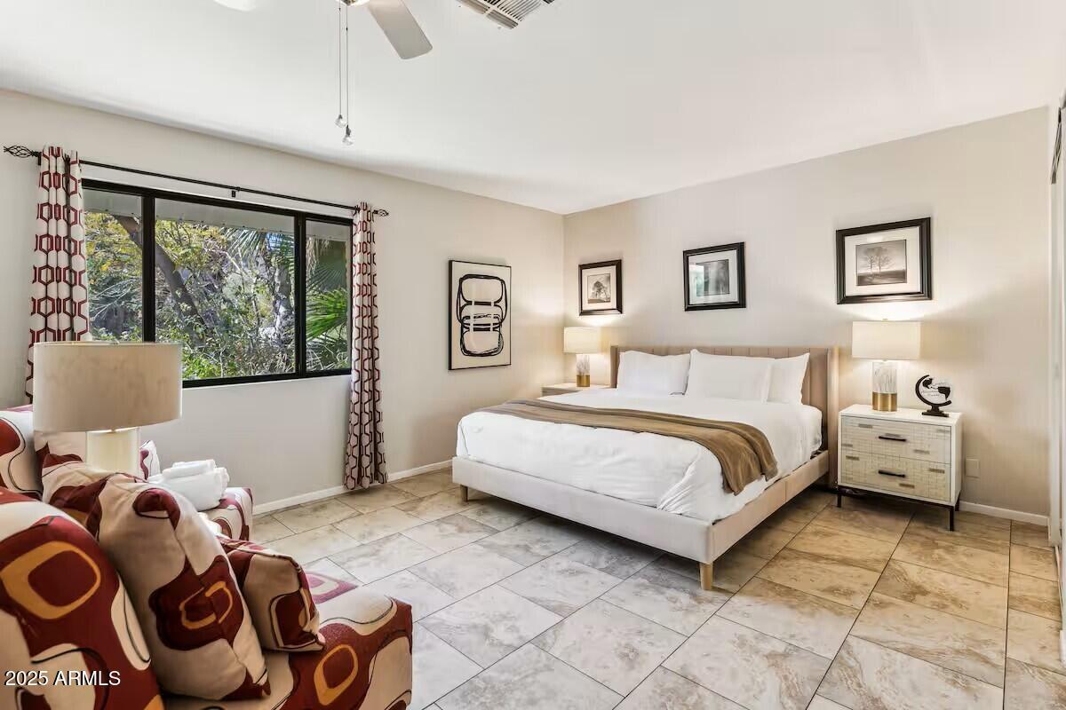 4830 E Mcdonald Drive