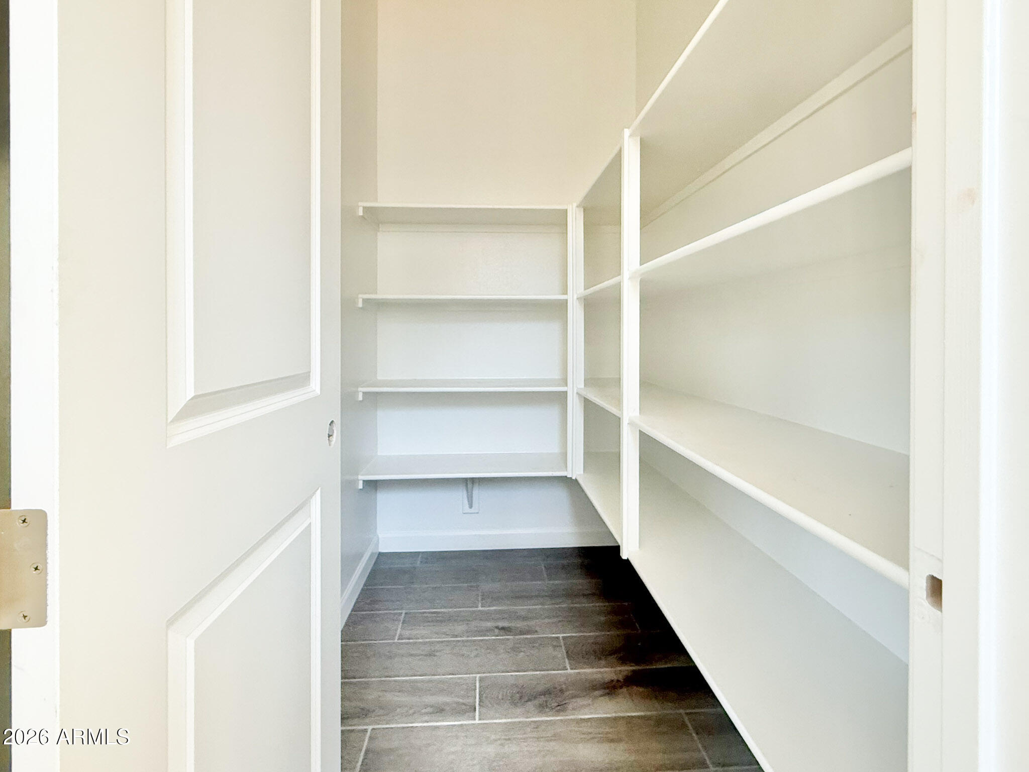 22889 E TWIN ACRES Drive