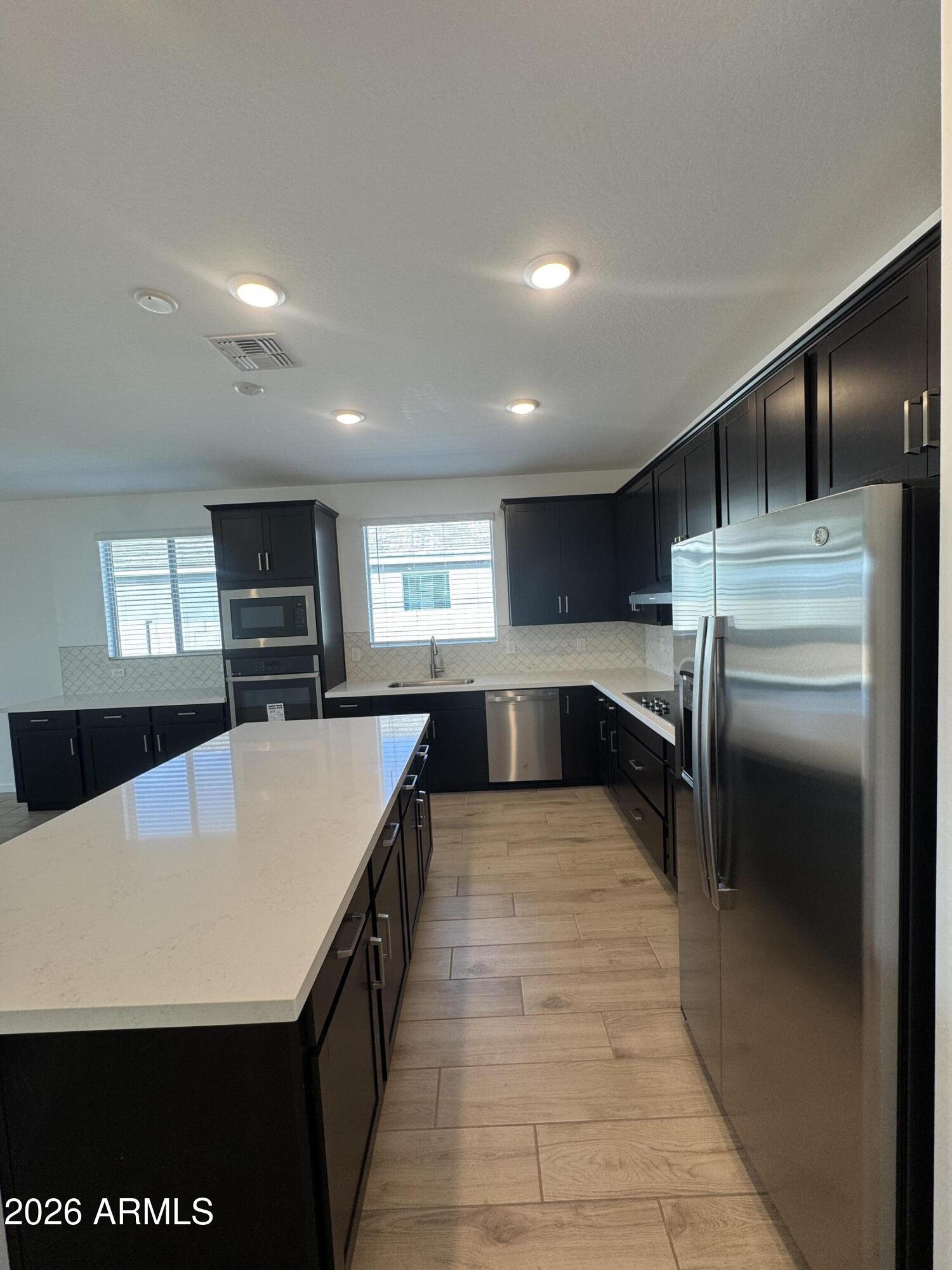 15621 W BROWN Street