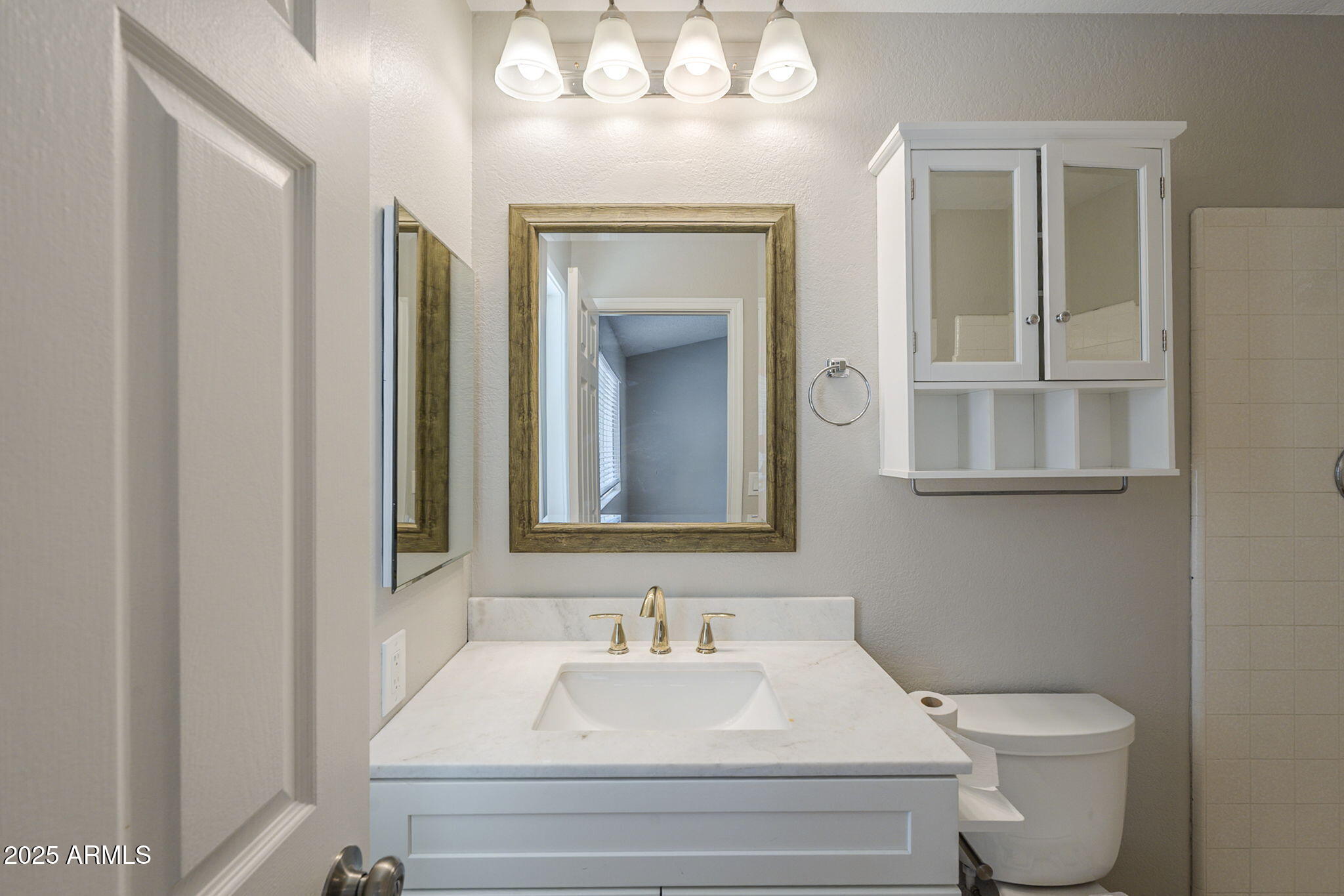 6443 E SANDRA Terrace