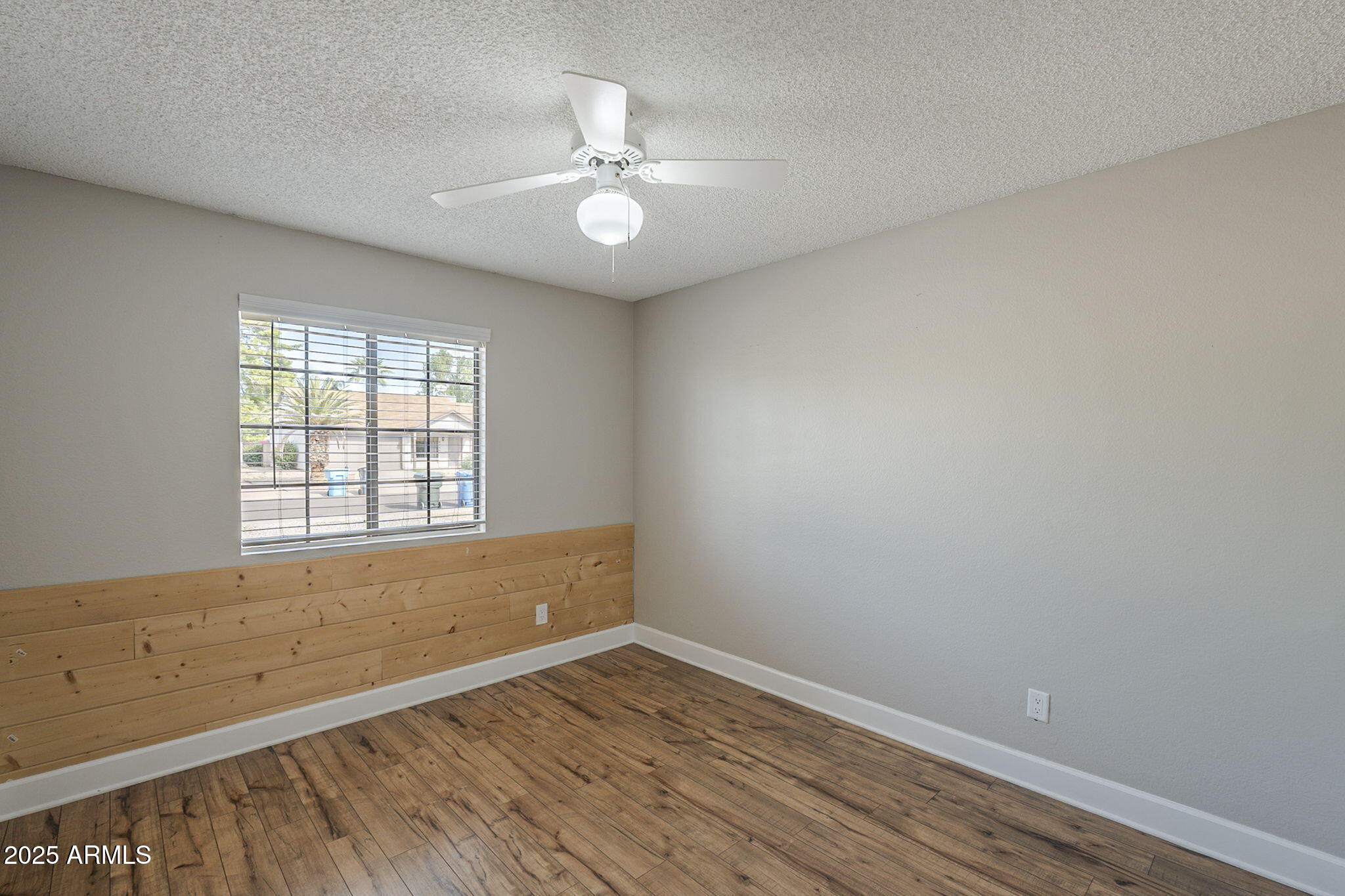 6443 E SANDRA Terrace