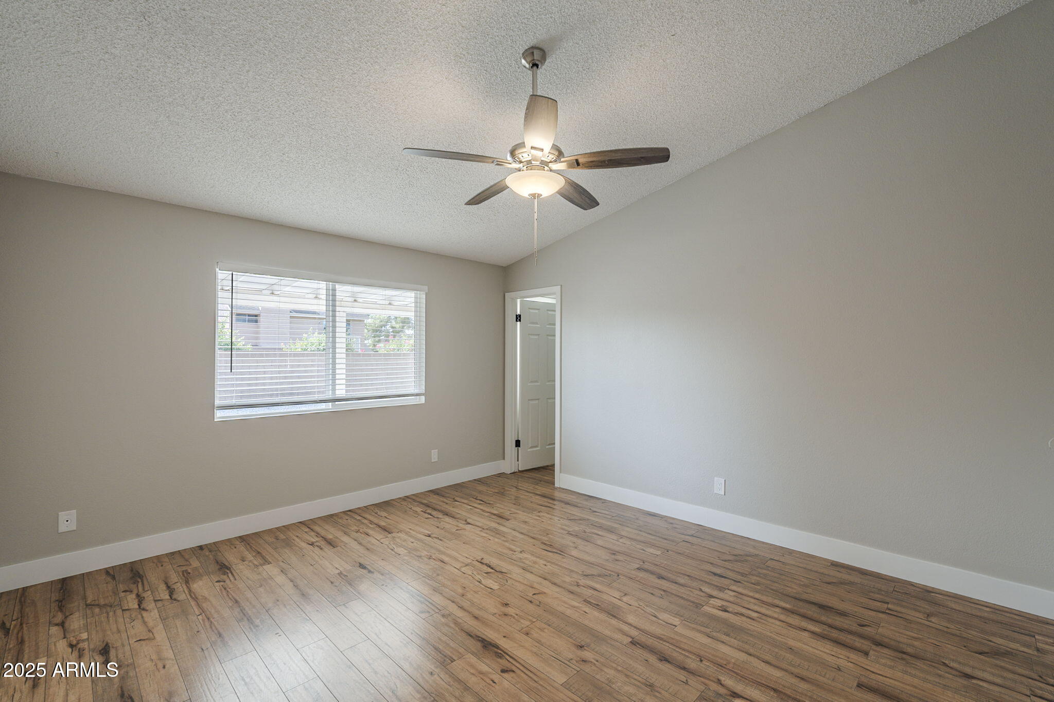 6443 E SANDRA Terrace