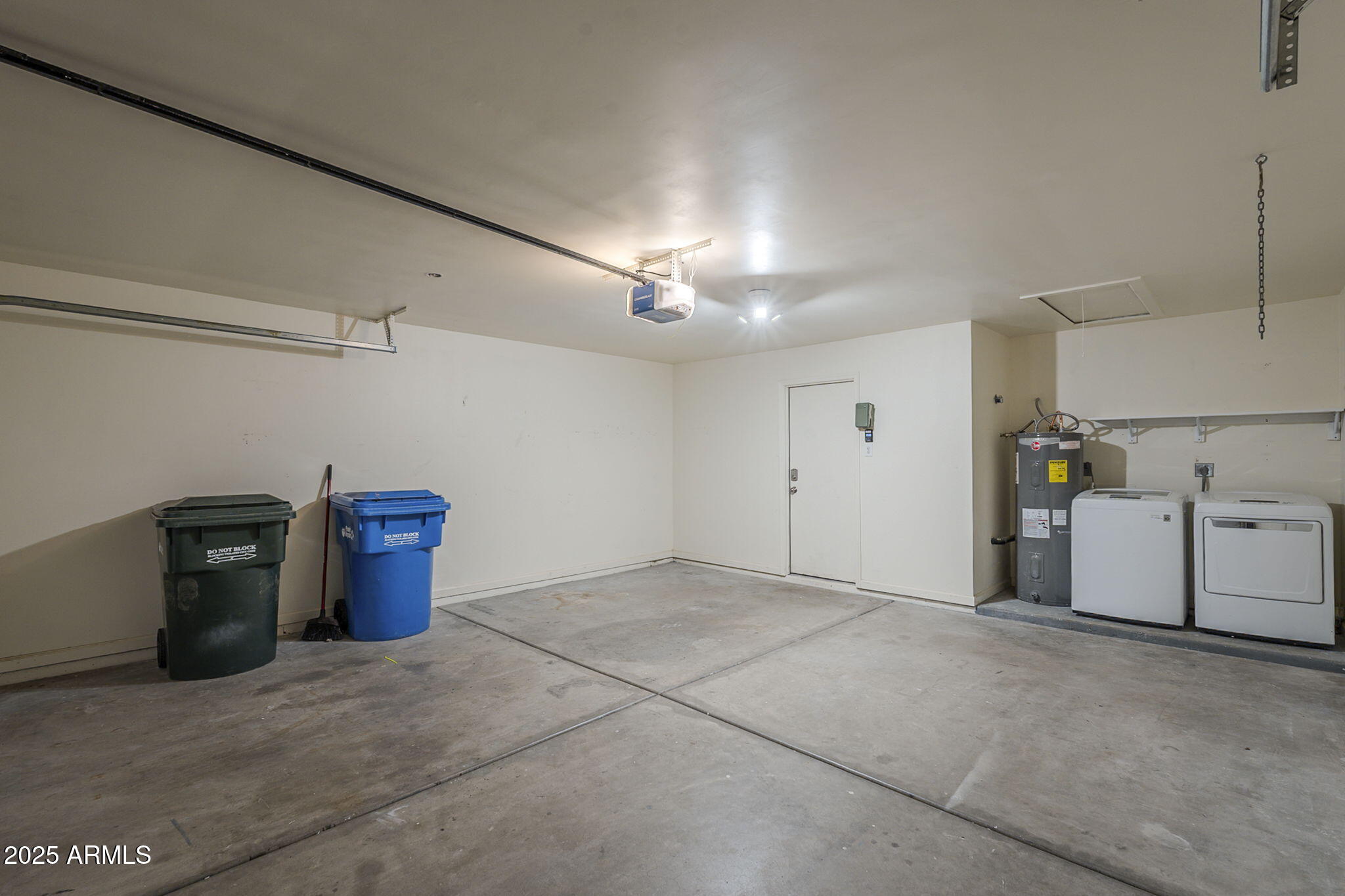 6443 E SANDRA Terrace