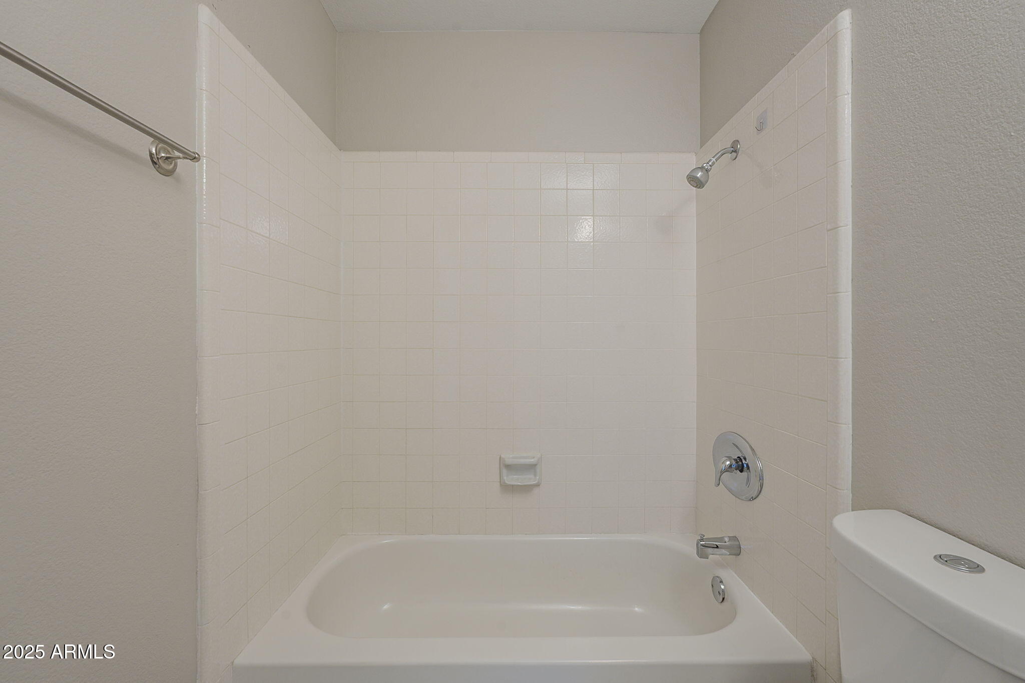 6443 E SANDRA Terrace