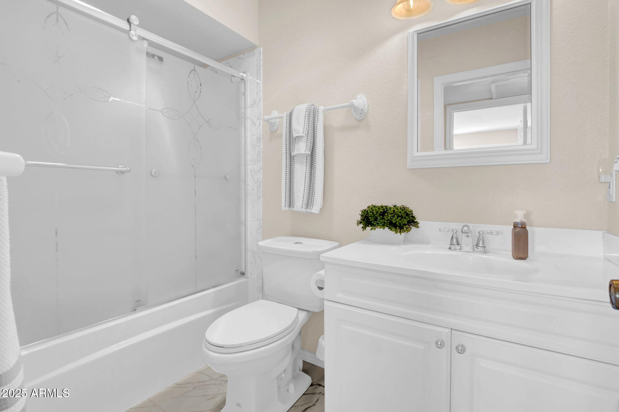 4244 E ASHLER HILLS Drive