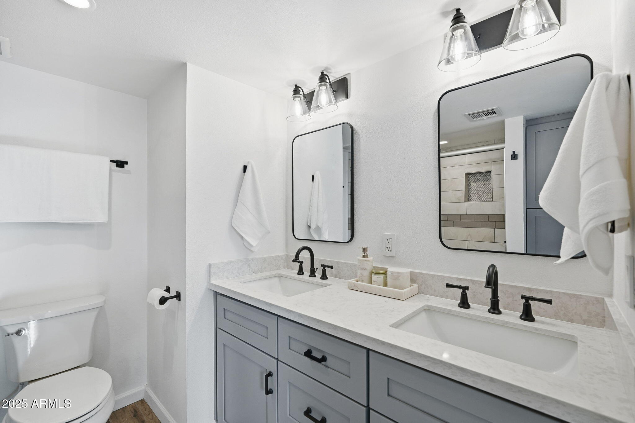 4925 N 73RD Street 1