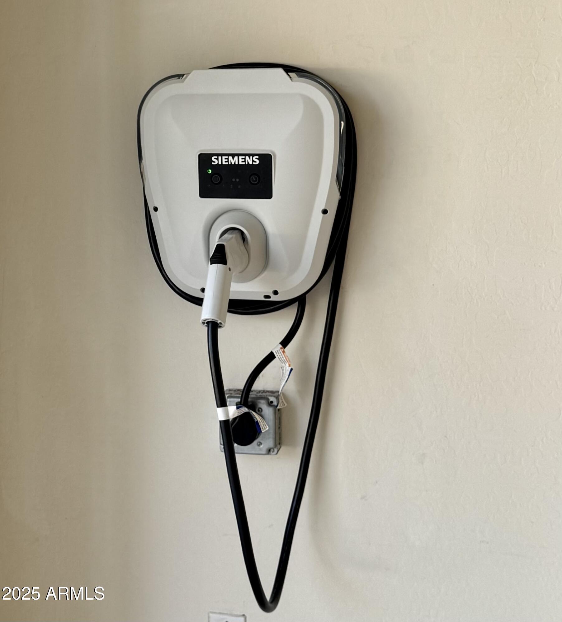 7307 E VAQUERO Drive