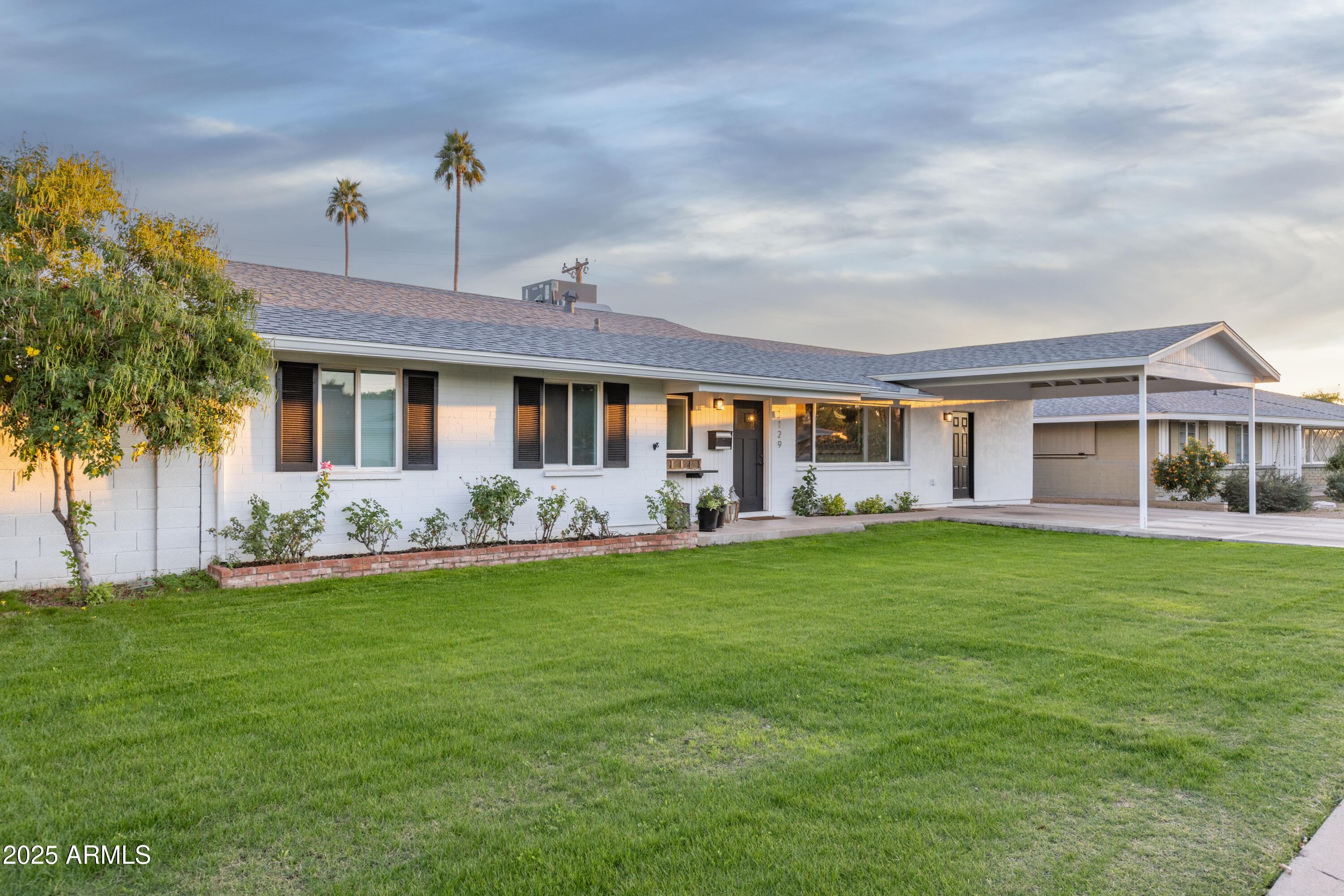 1129 W Georgia Avenue