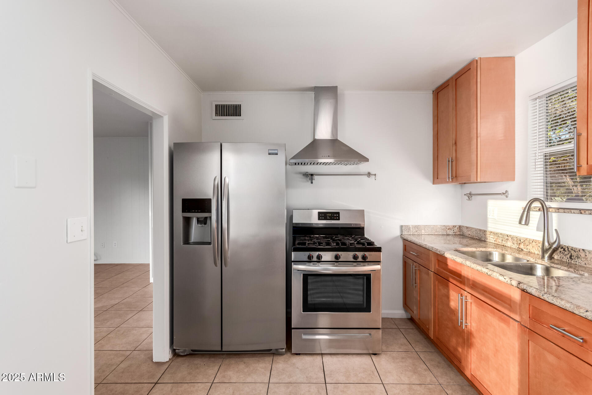 1235 S ROOSEVELT Street