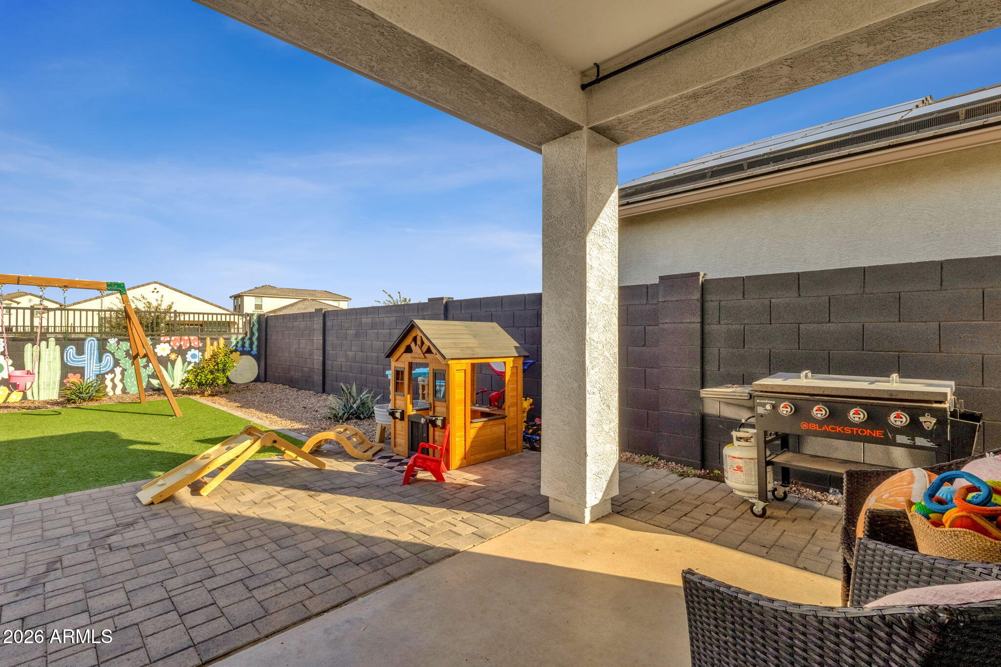 2532 W Shanley Avenue