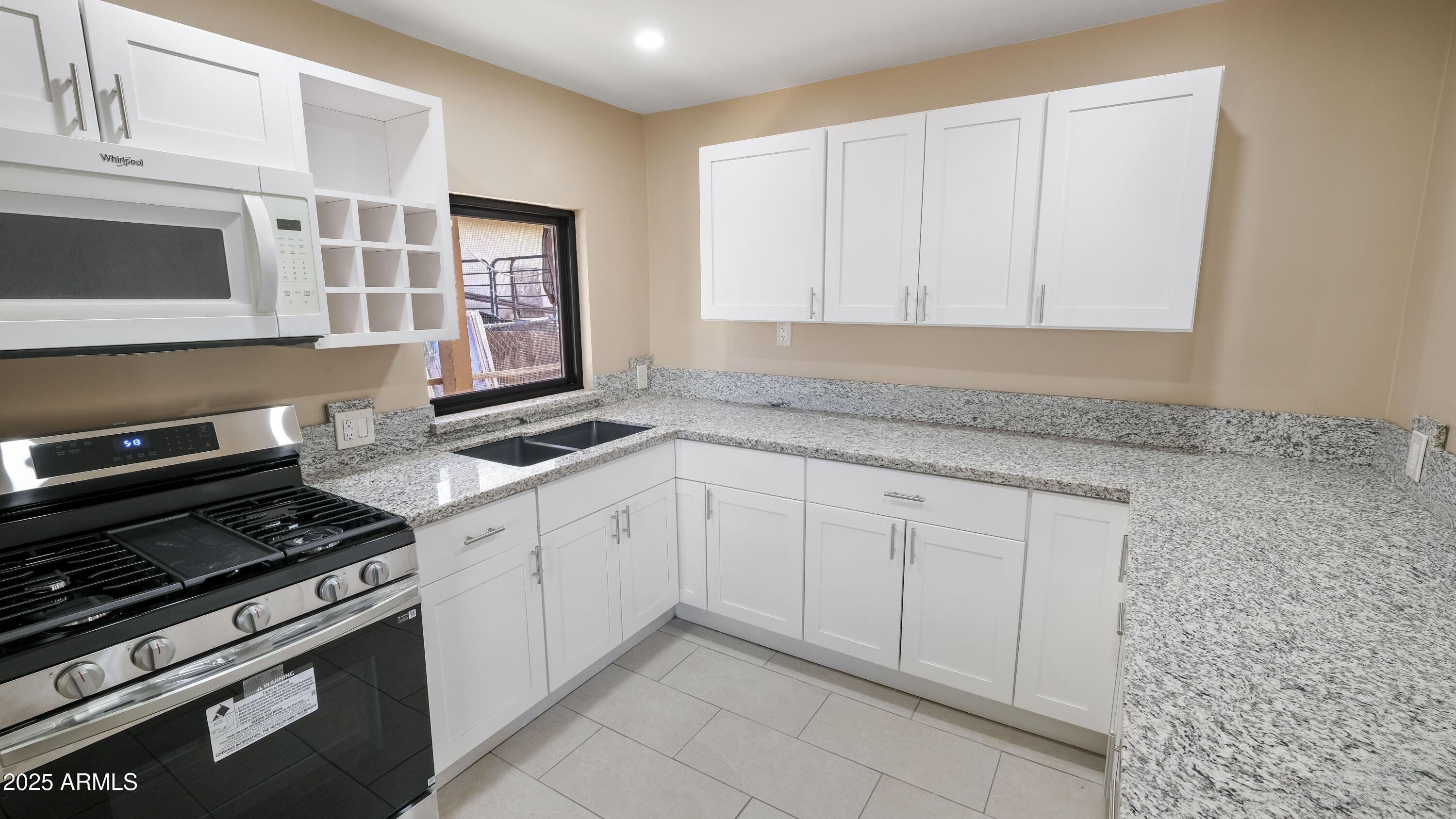 2333 W COOLIDGE Street