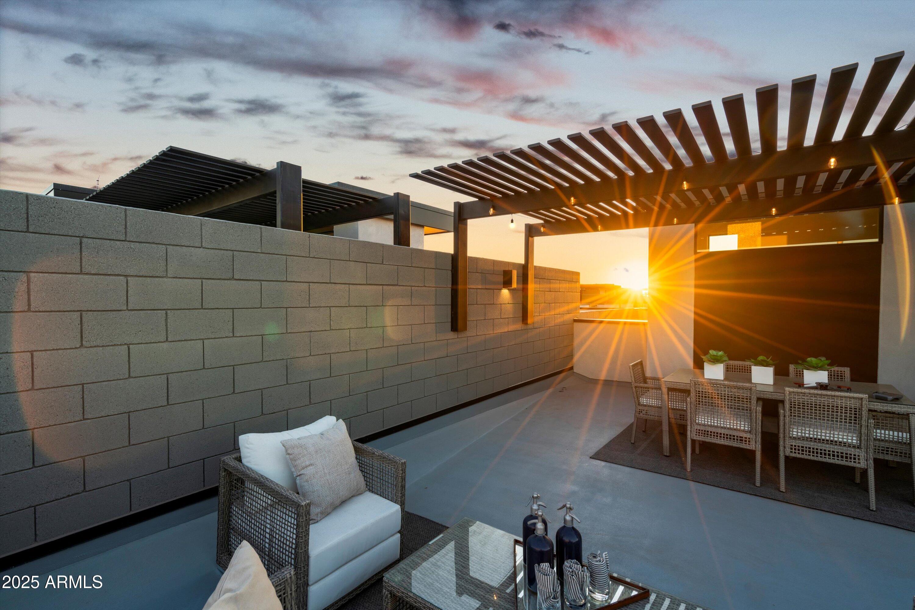 377 E WINDSOR Avenue 20