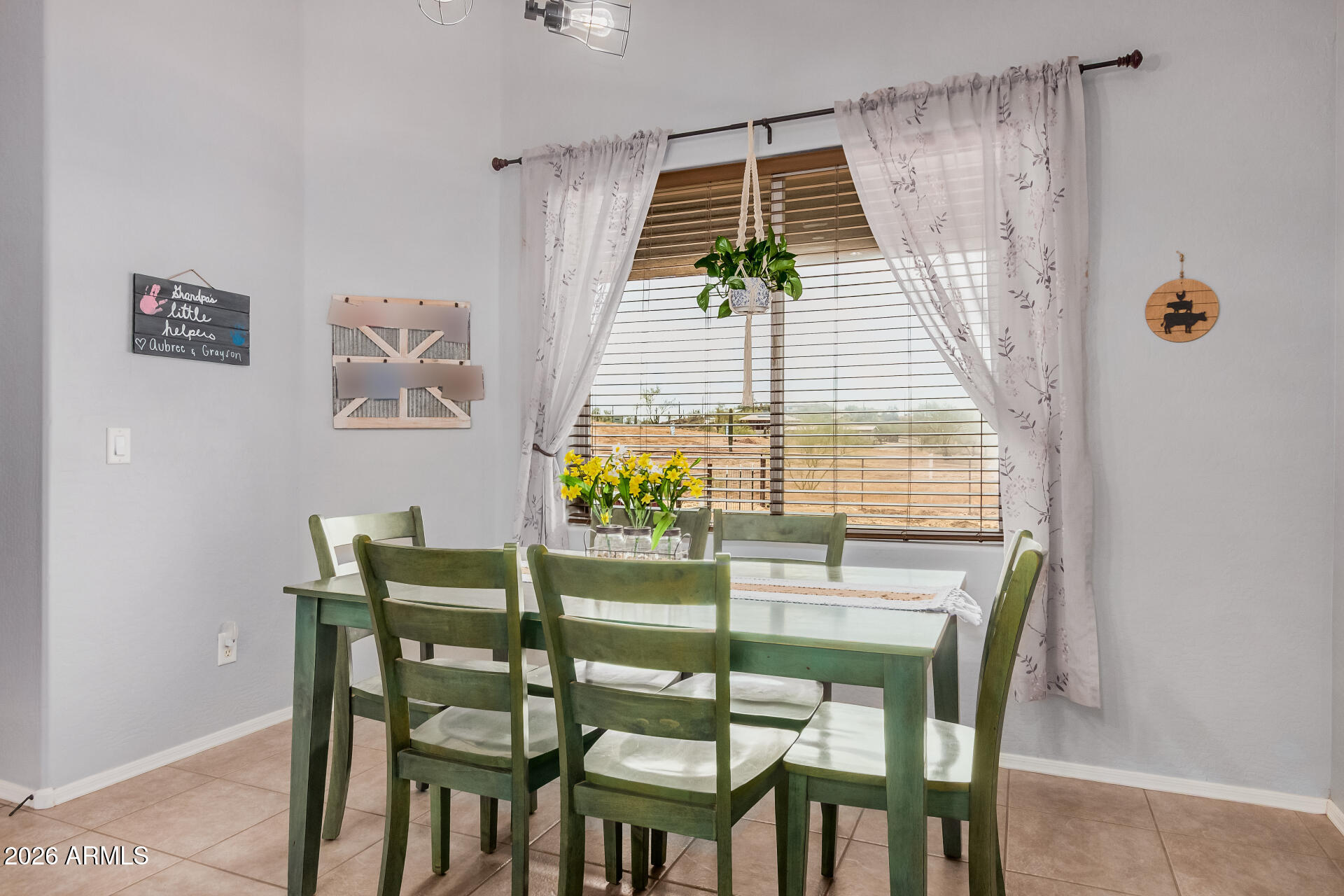 42419 N CENTRAL Avenue