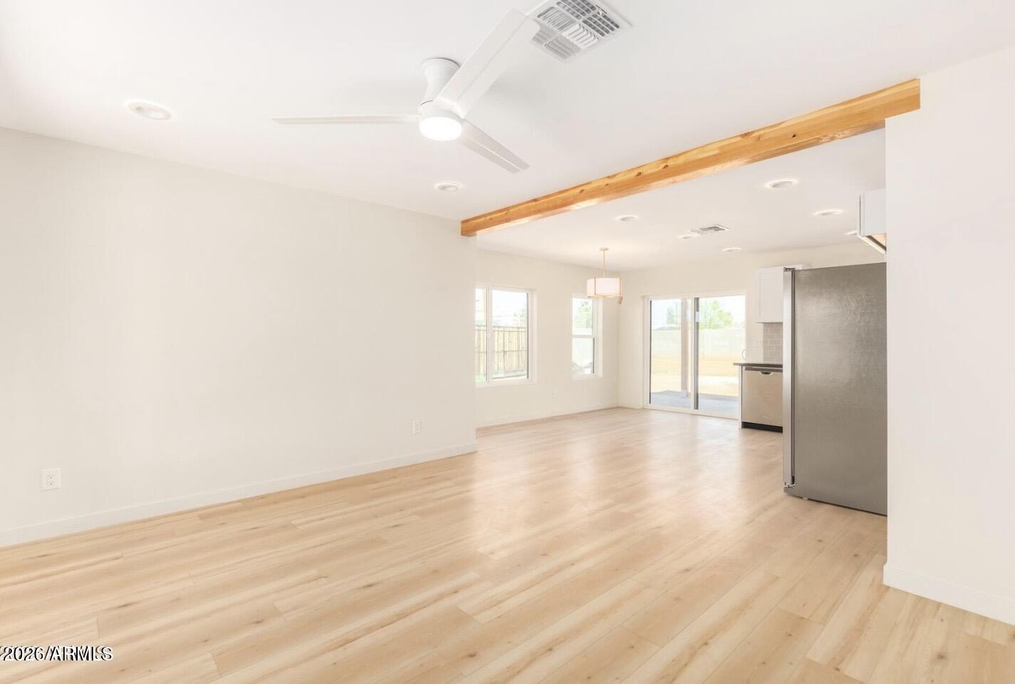 902 E FAIRMOUNT Avenue