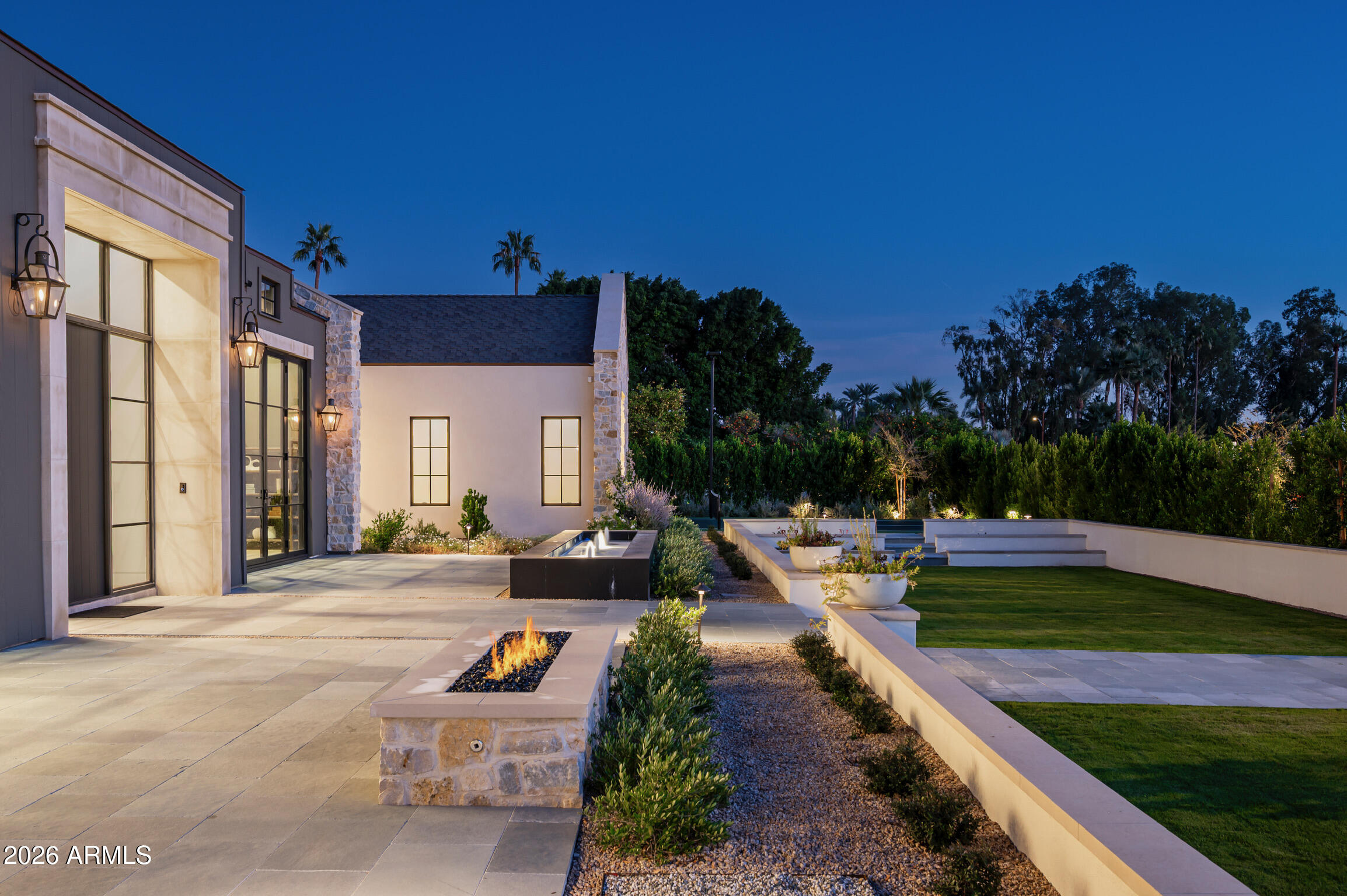 4864 E LAFAYETTE Boulevard