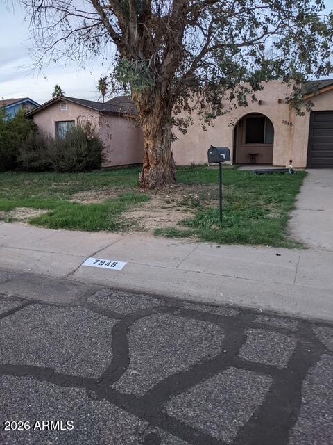 7946 W COOLIDGE Street