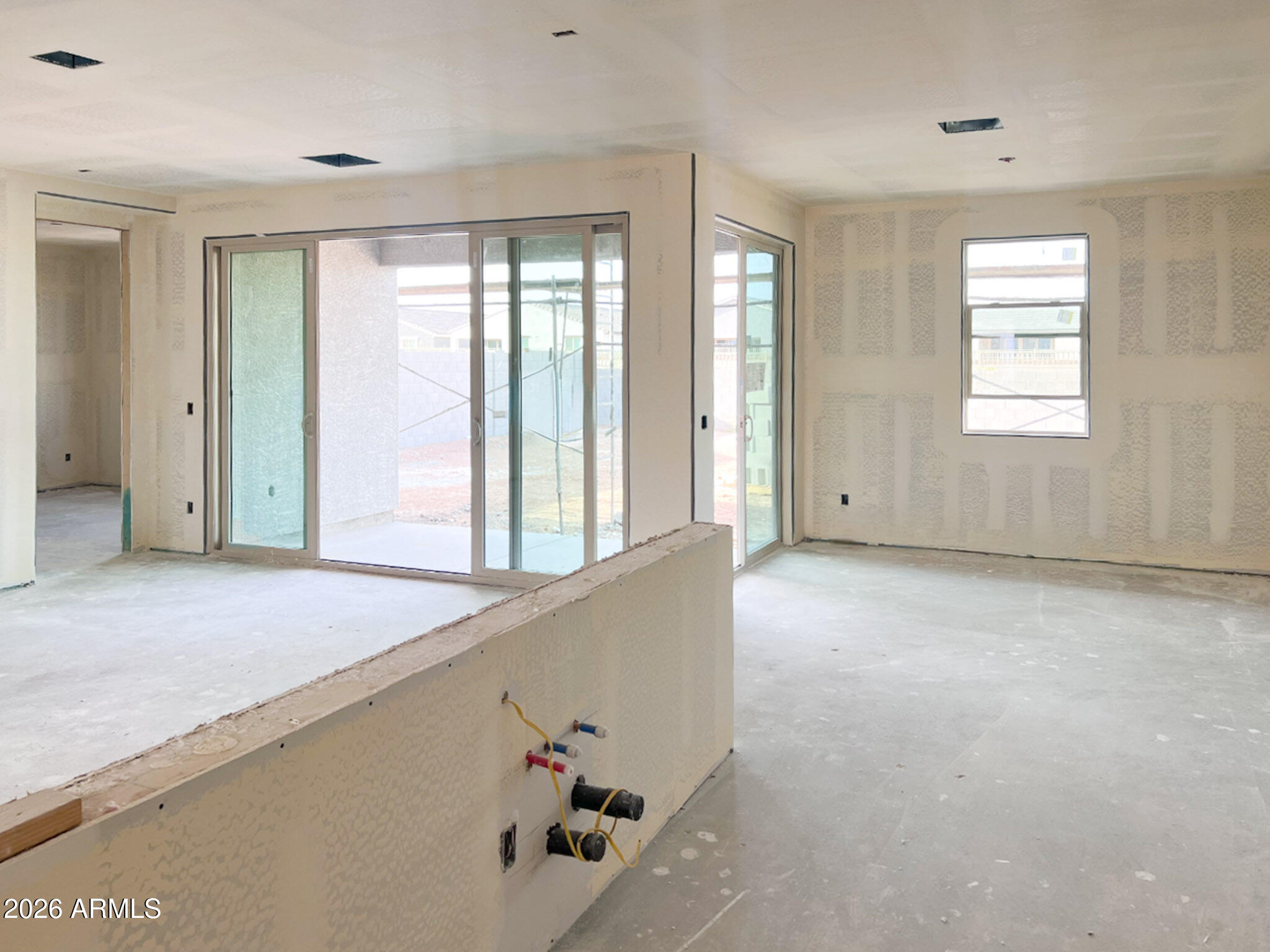 9526 W TAMARISK Avenue