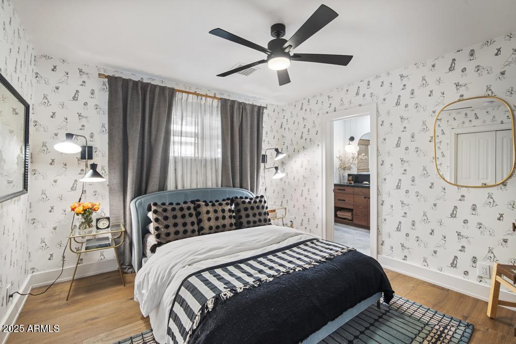 8221 E EDGEMONT Avenue