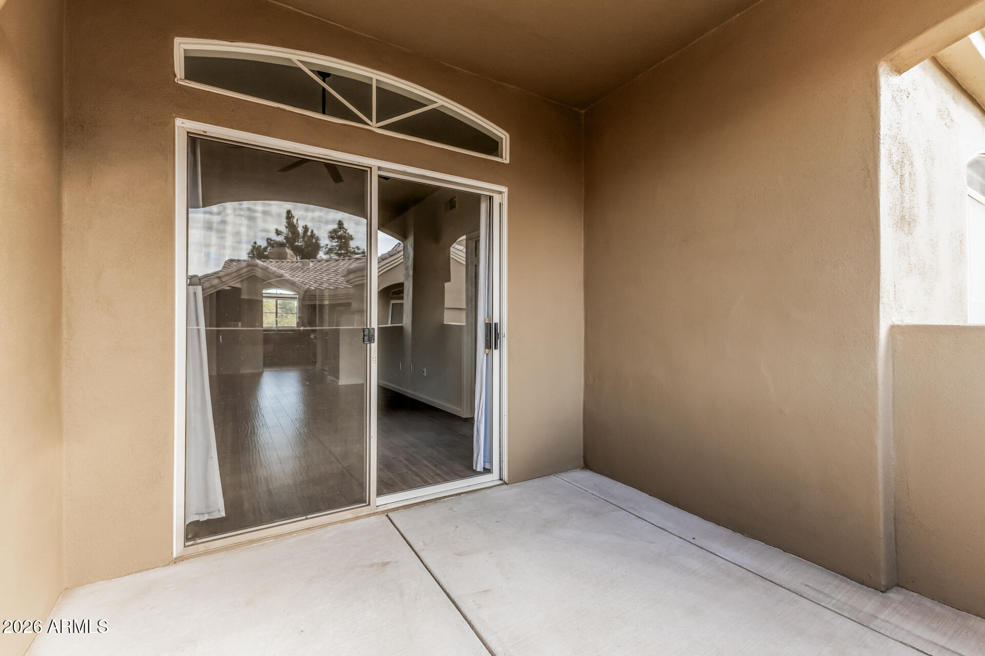 5335 E SHEA Boulevard 2082