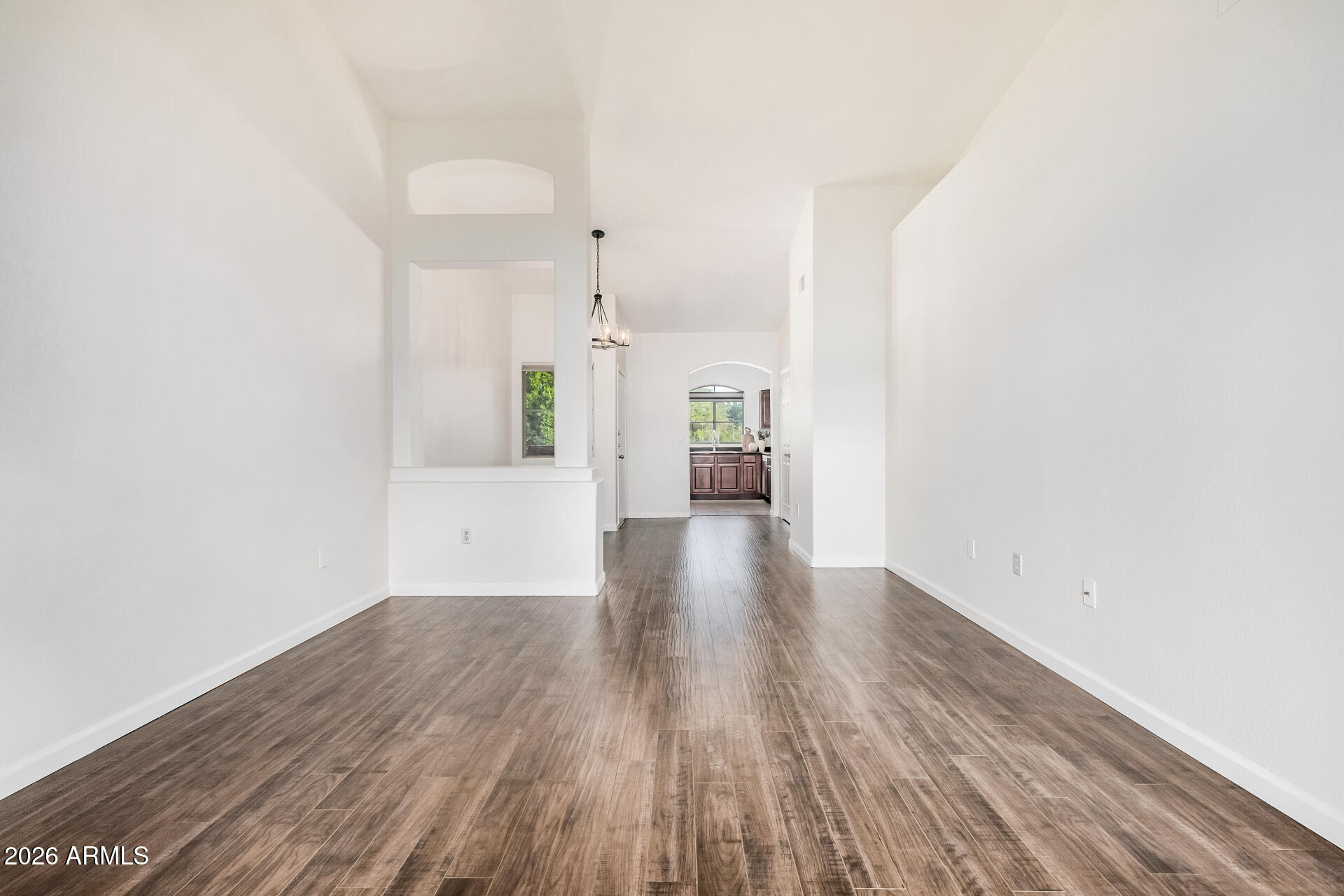 5335 E SHEA Boulevard 2082