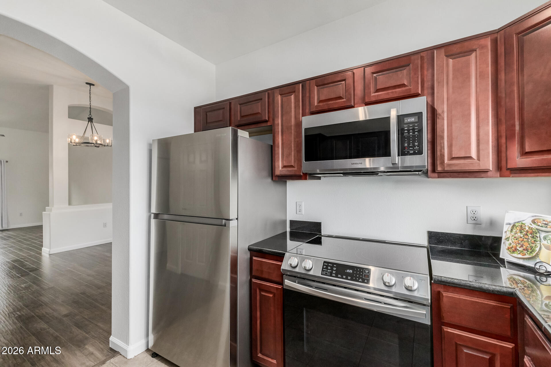 5335 E SHEA Boulevard 2082