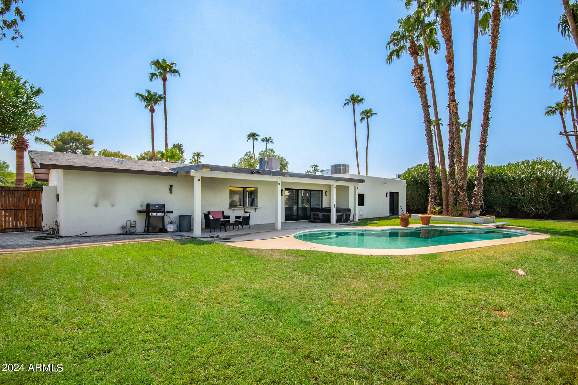 6512 E CAMINO SANTO