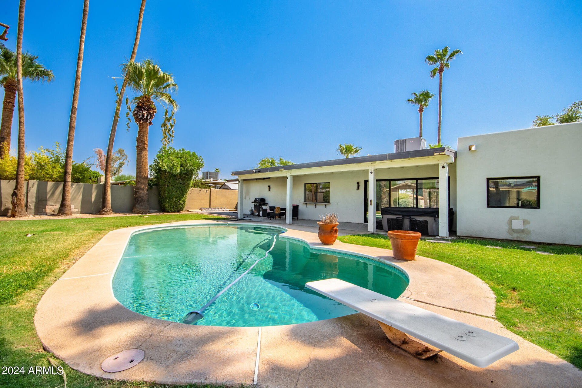 6512 E CAMINO SANTO