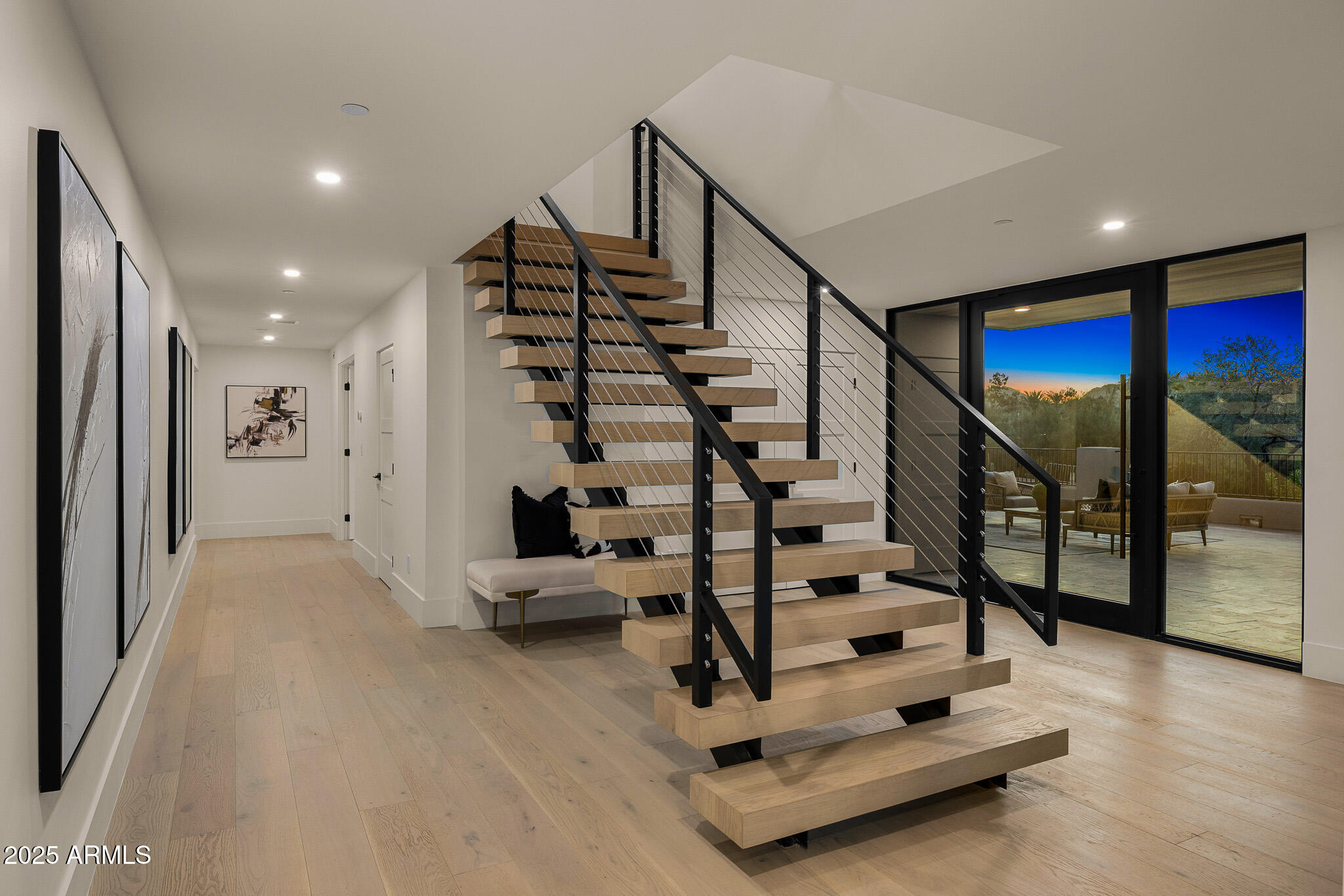 5355 E DESERT VISTA Road