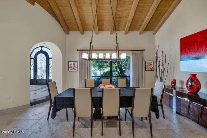 4214 E Claremont Avenue