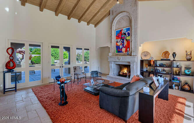 4214 E Claremont Avenue