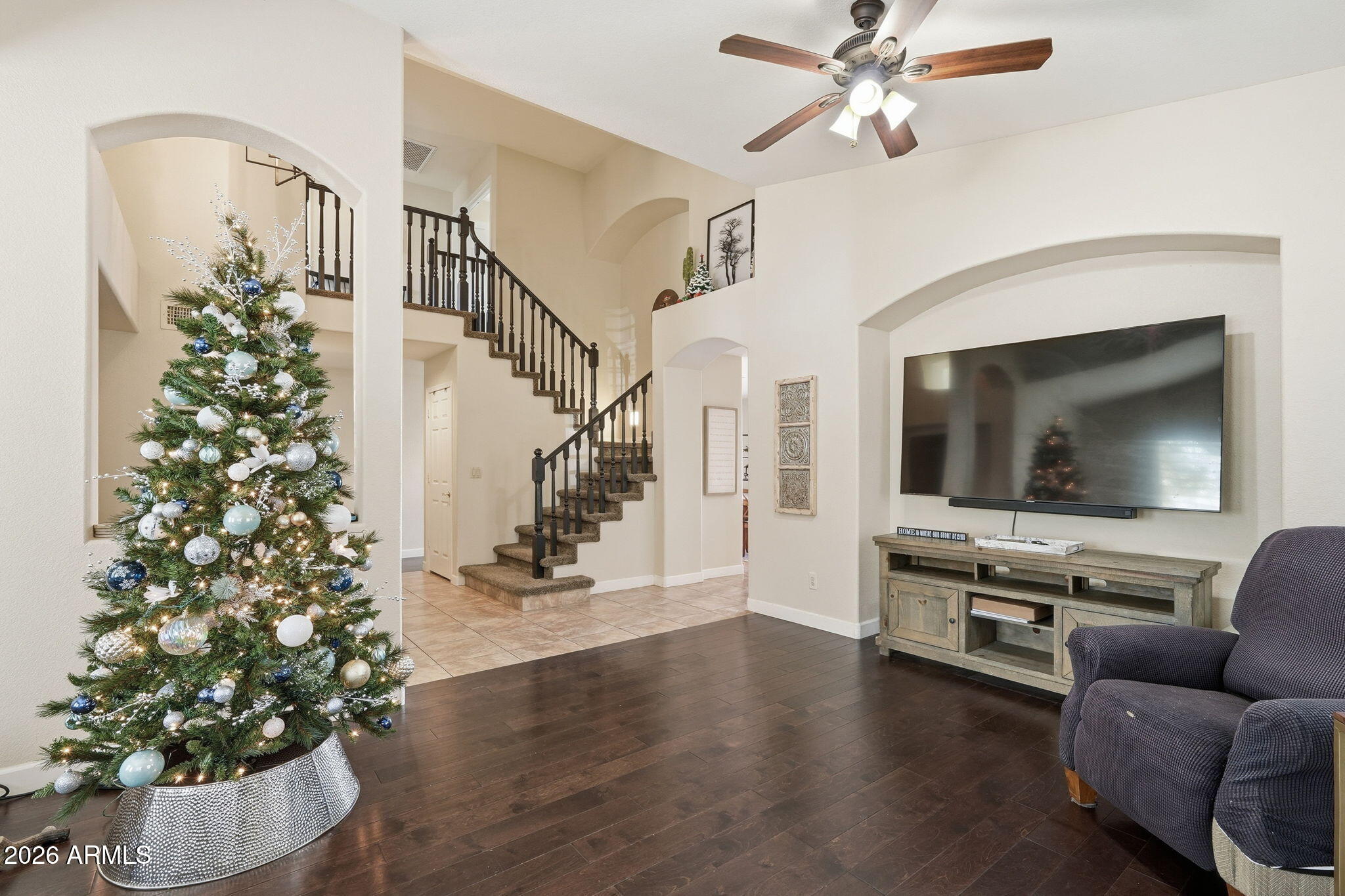 4418 E GRAYTHORN Street