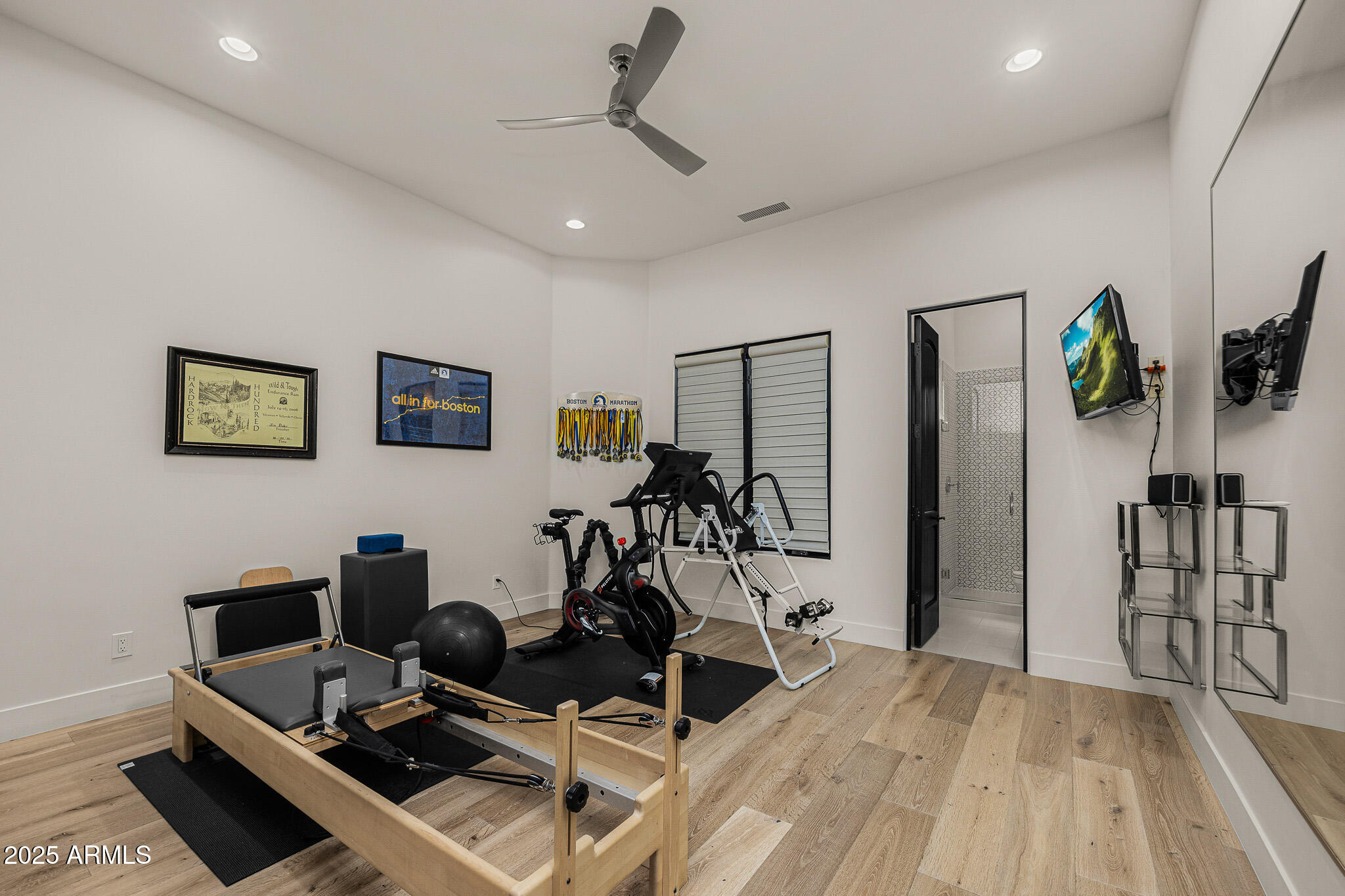 6650 N HILLSIDE Drive