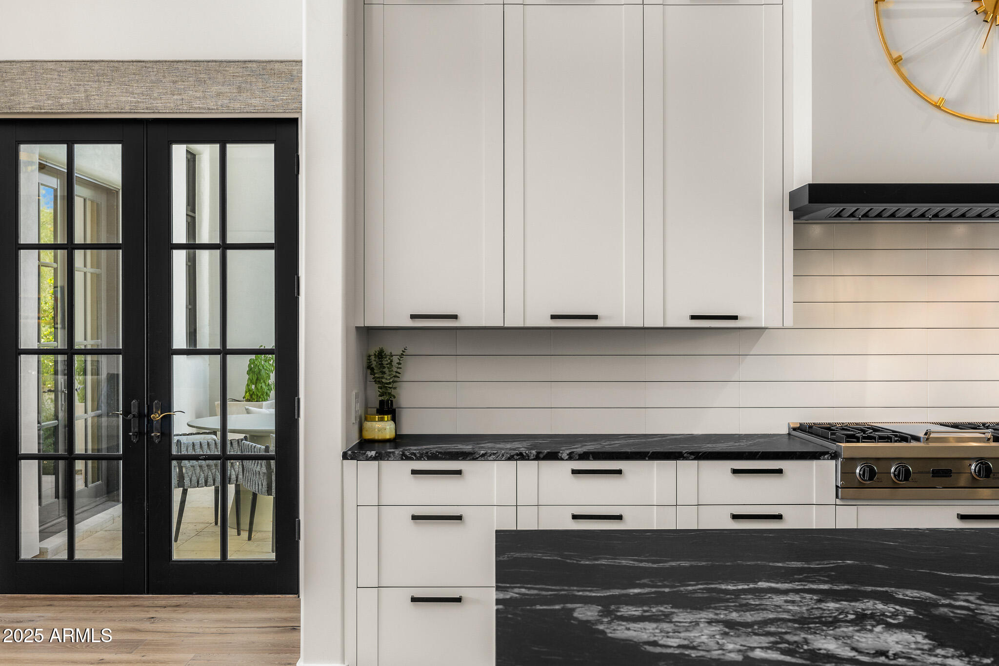 6650 N HILLSIDE Drive