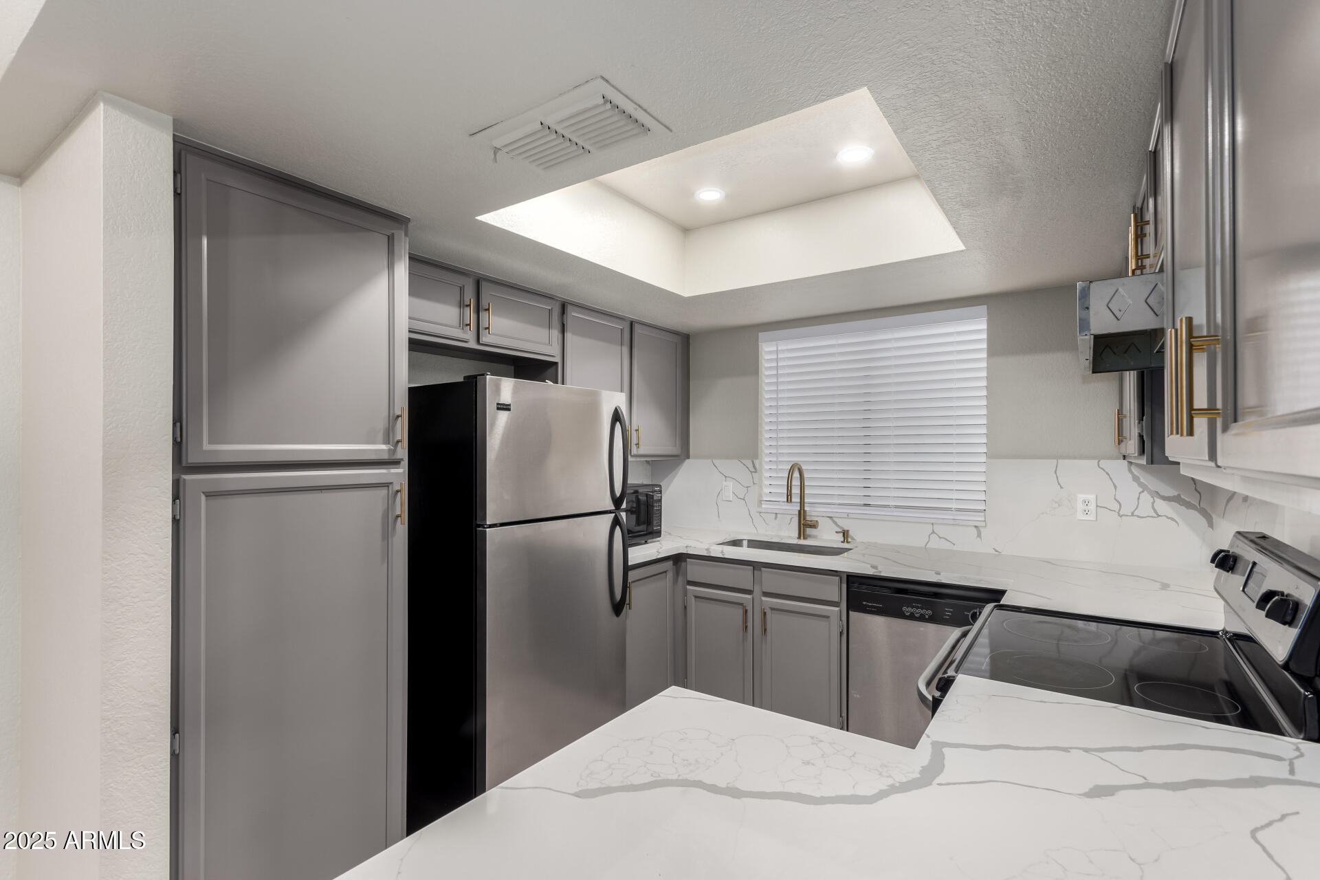 1905 E UNIVERSITY Drive 162