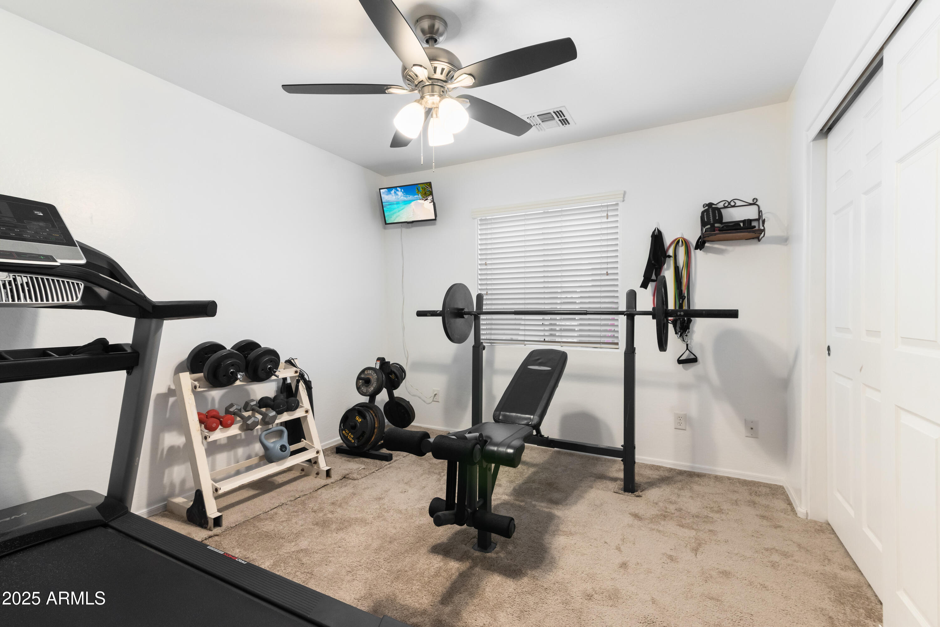 41172 W CAHILL Drive