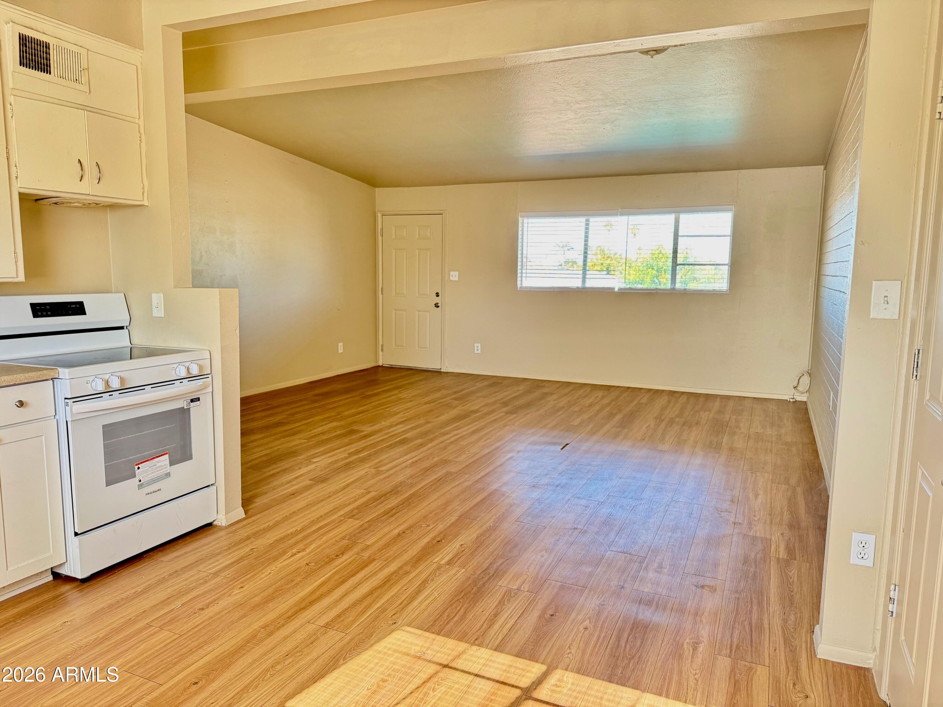 2150 W Missouri Avenue 213