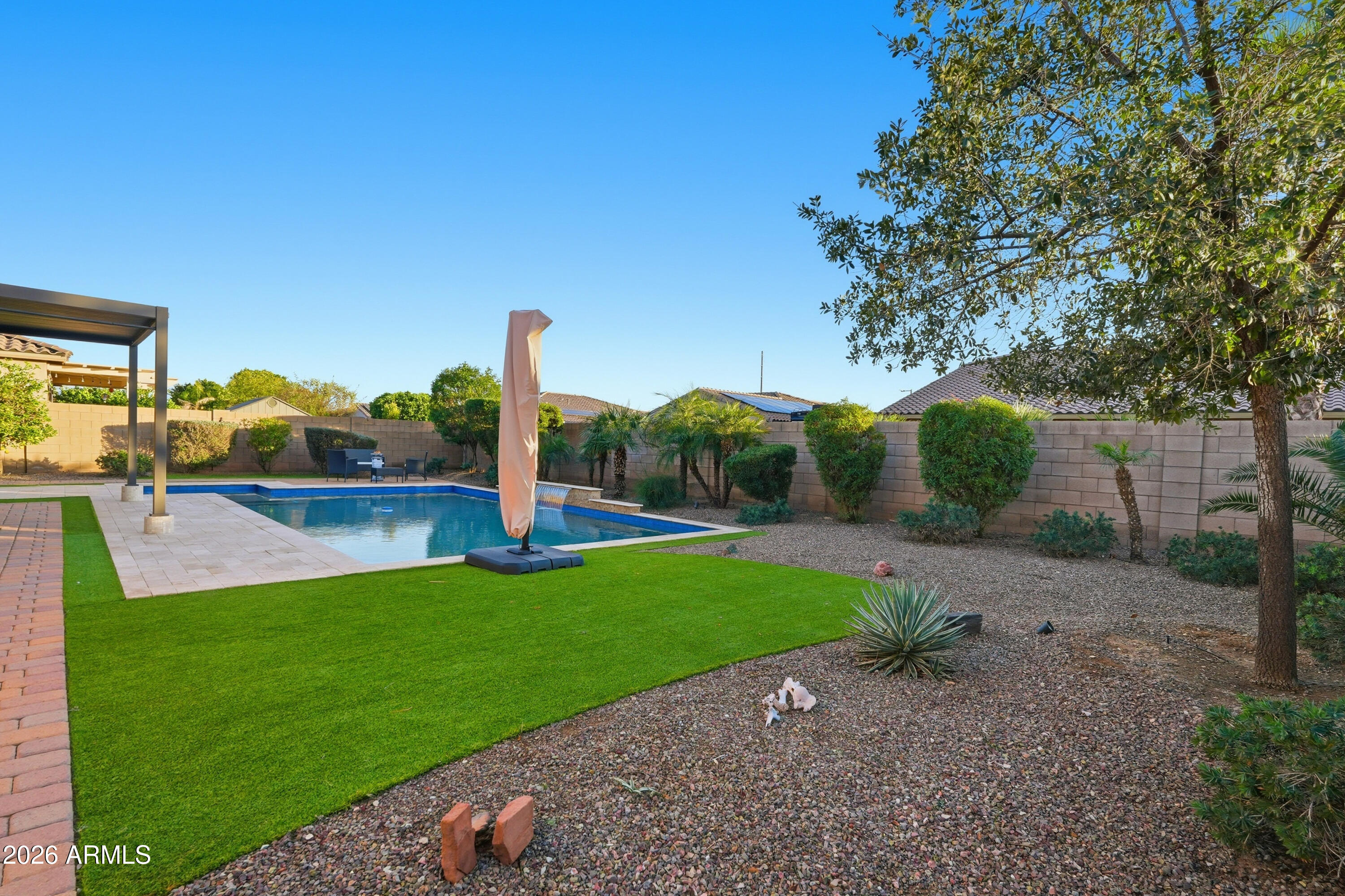 18173 W MACKENZIE Drive