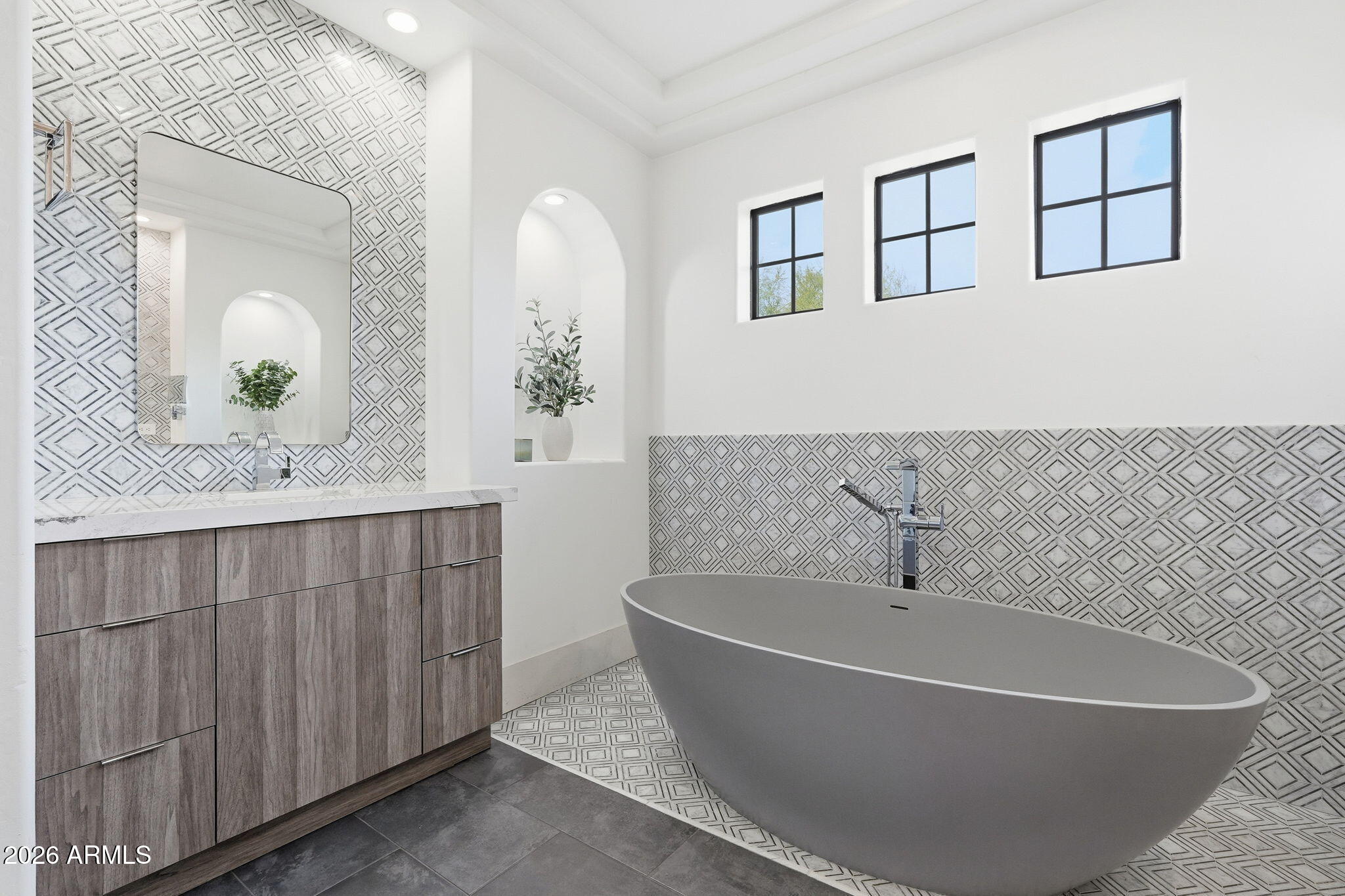 9832 E EDGESTONE Drive