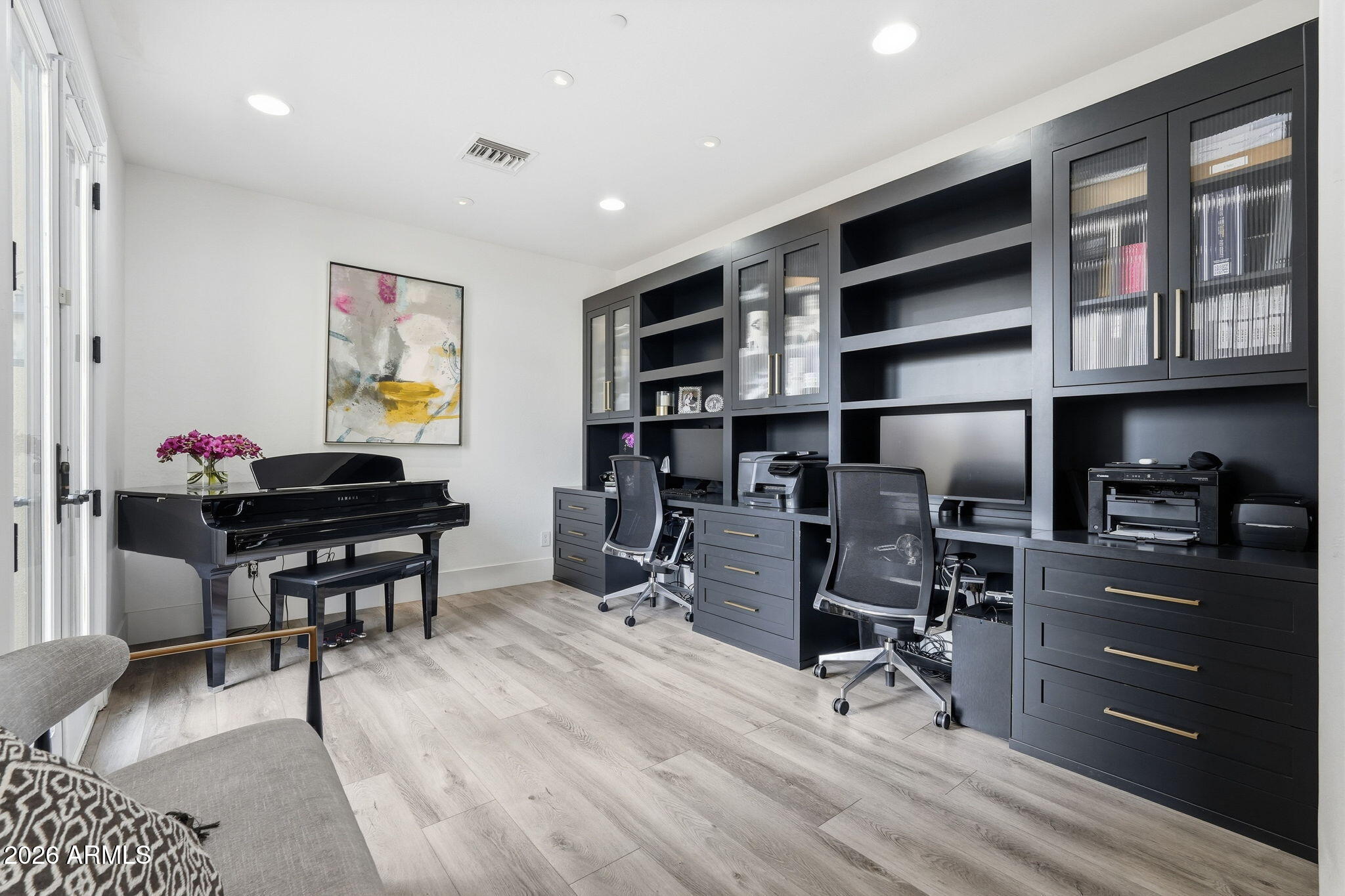 9832 E EDGESTONE Drive