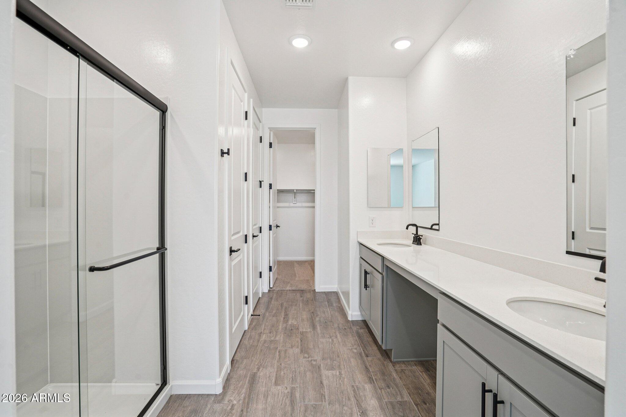 15707 W CAMDEN Avenue