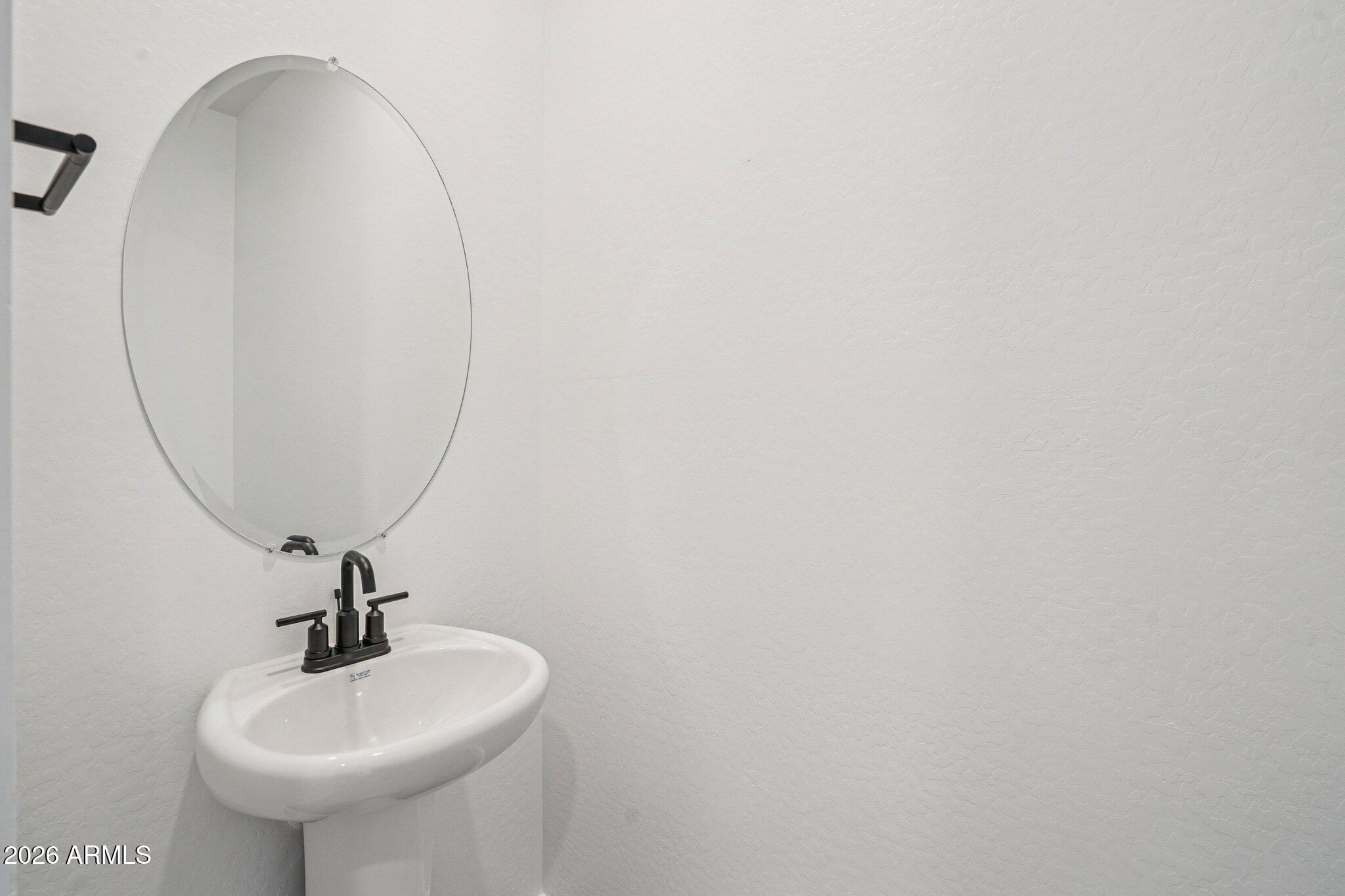 15707 W CAMDEN Avenue