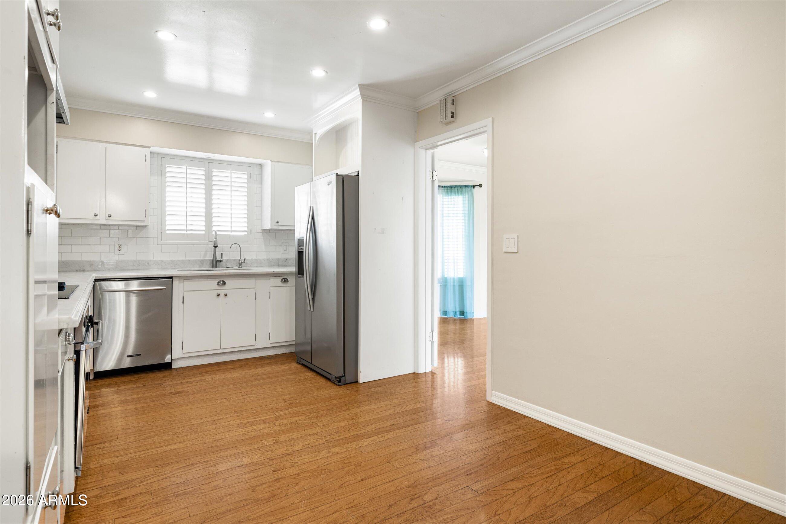 3421 E CAMELBACK Road