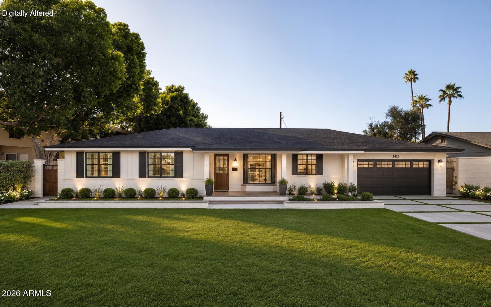3421 E CAMELBACK Road