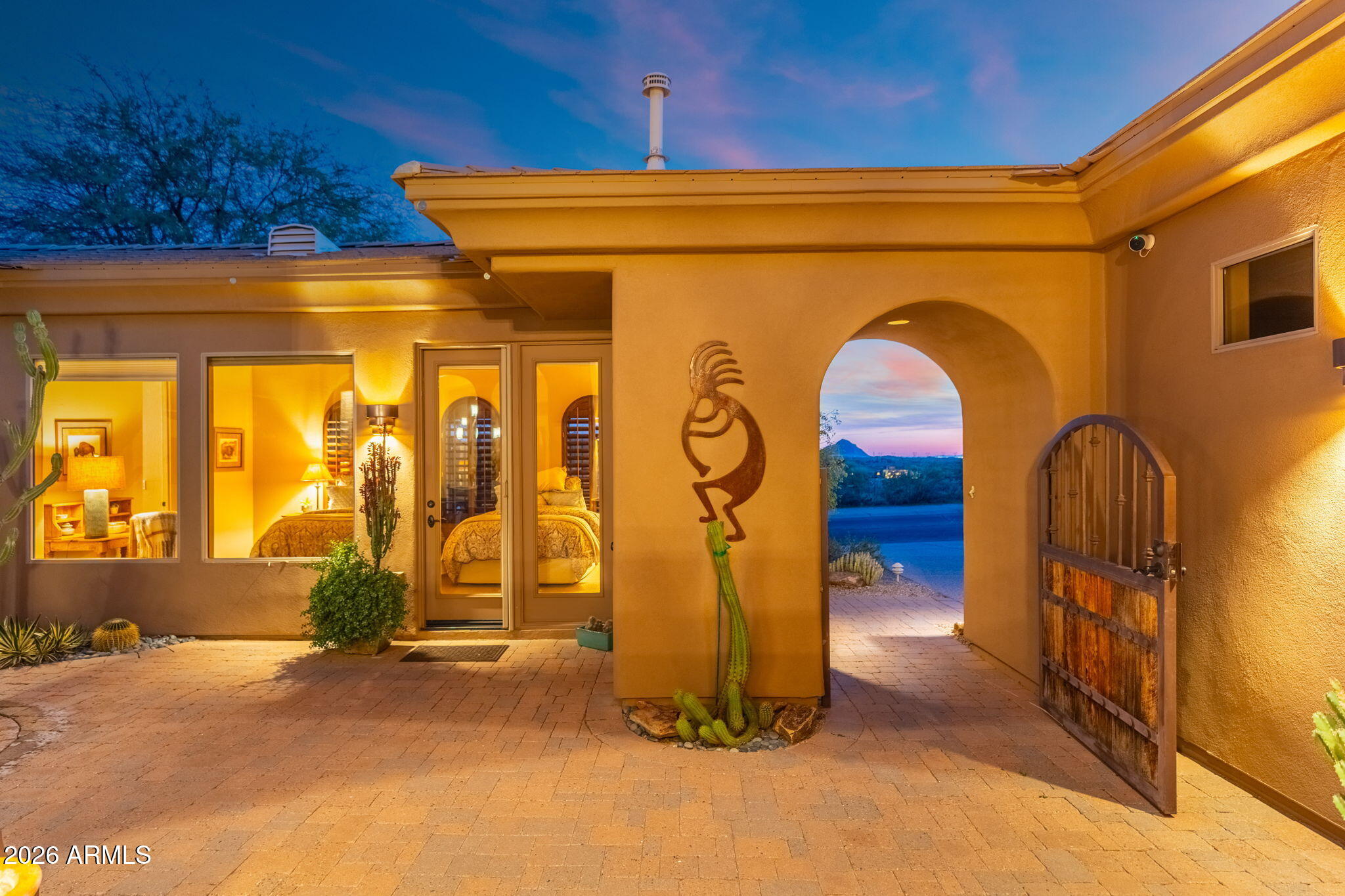 9920 E Peregrine Place