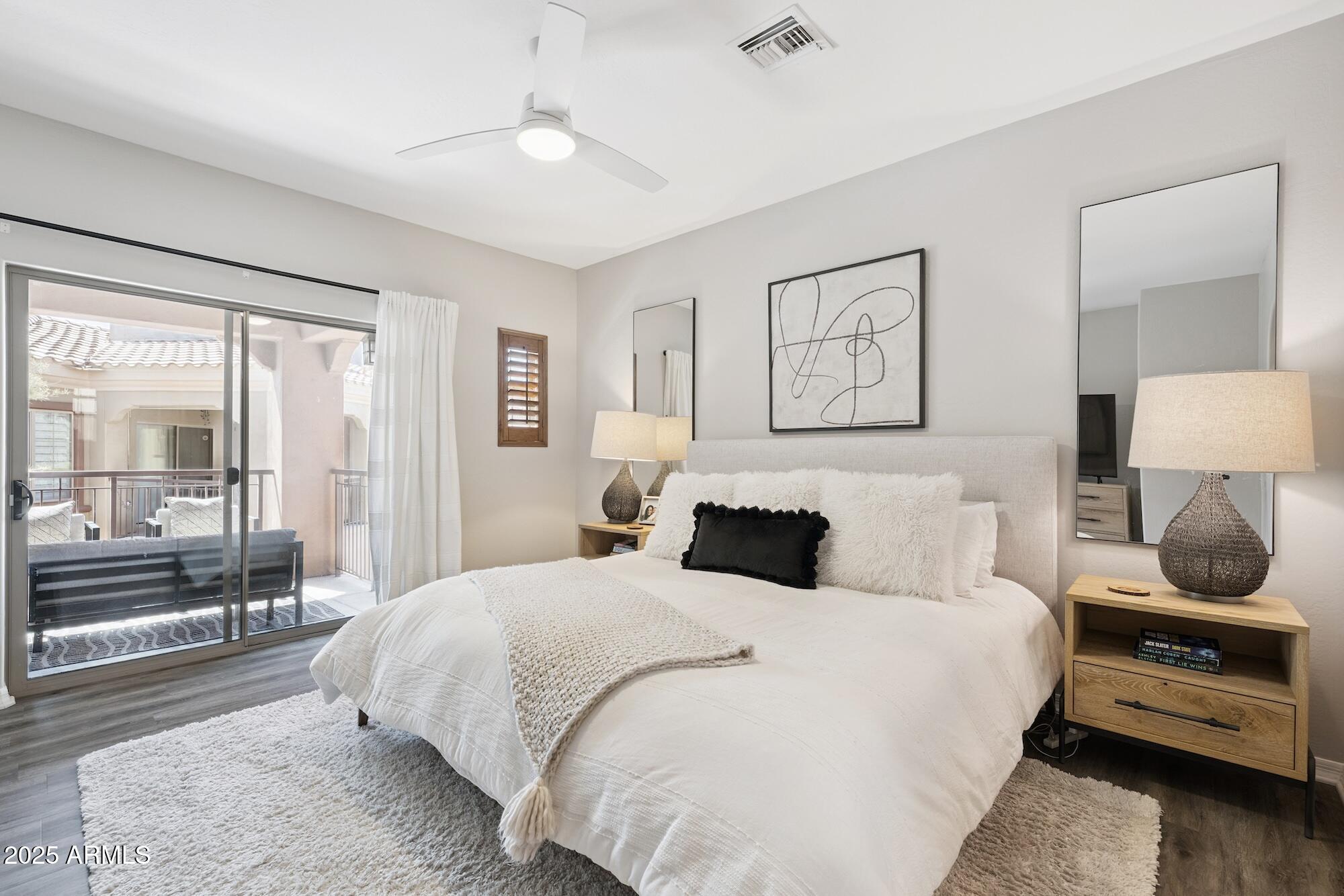 3935 E ROUGH RIDER Road 1024