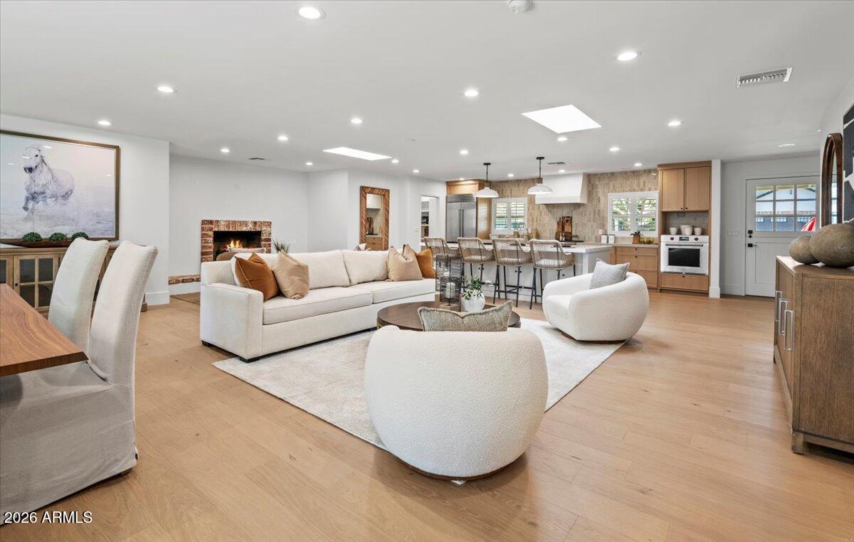 4525 E CALLE VENTURA