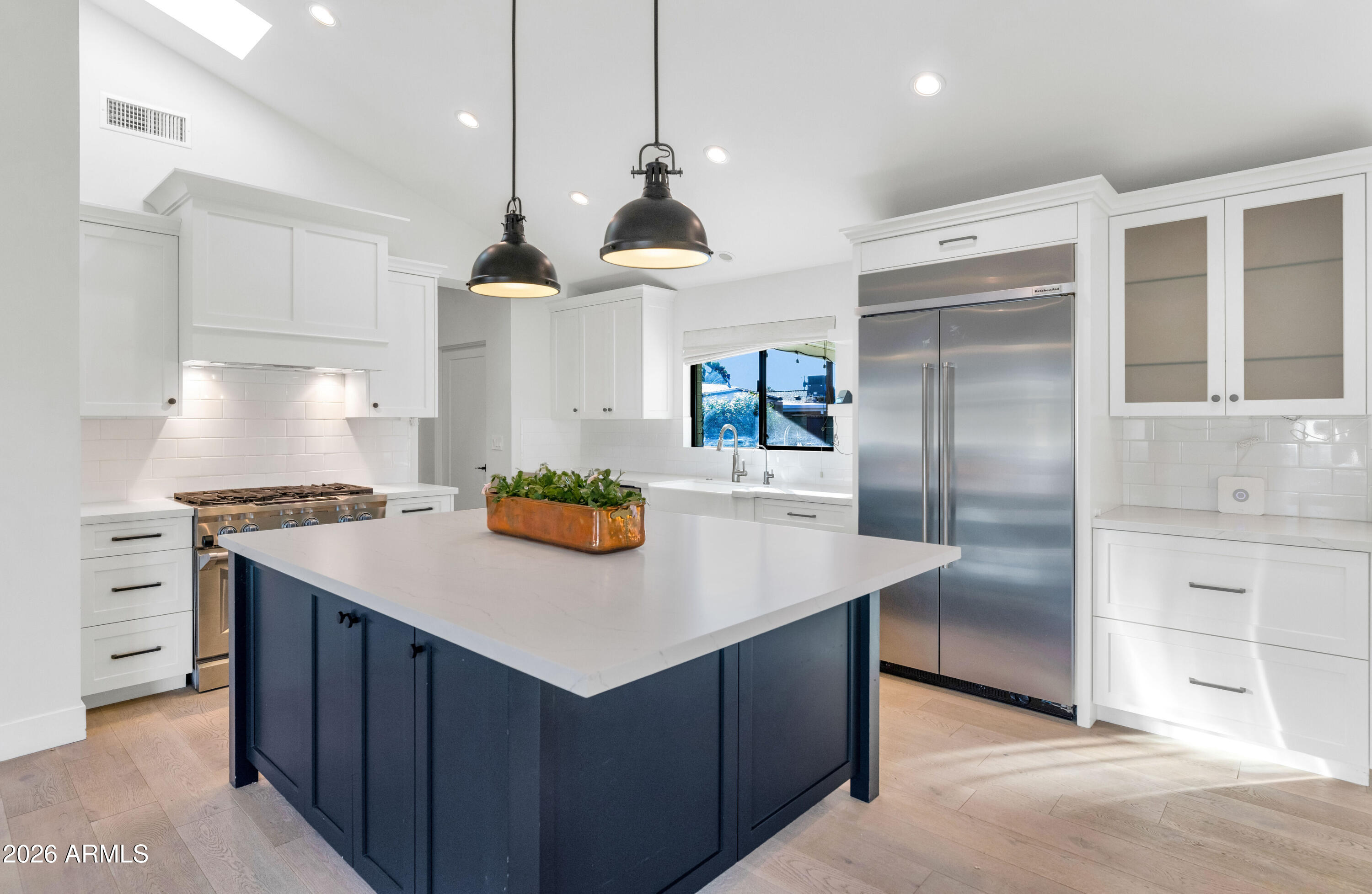 4101 E COOLIDGE Street