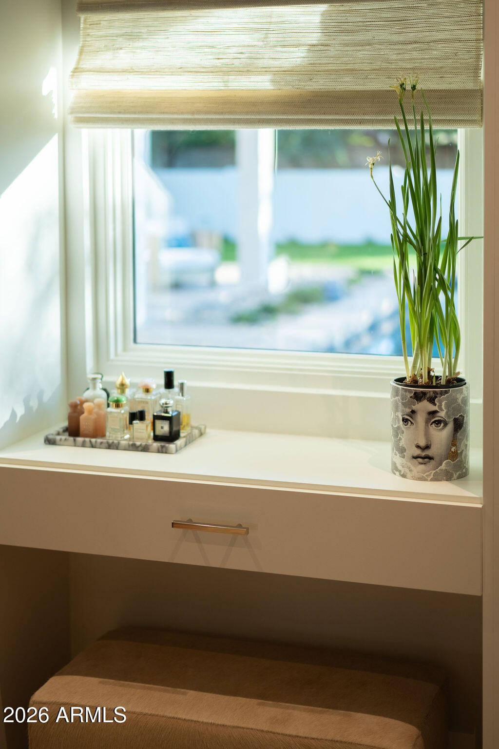 5602 N CAMELBACK CANYON Place