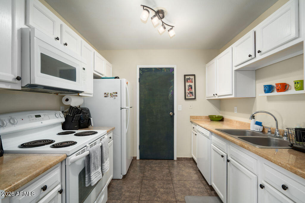 3511 E BASELINE Road 1187